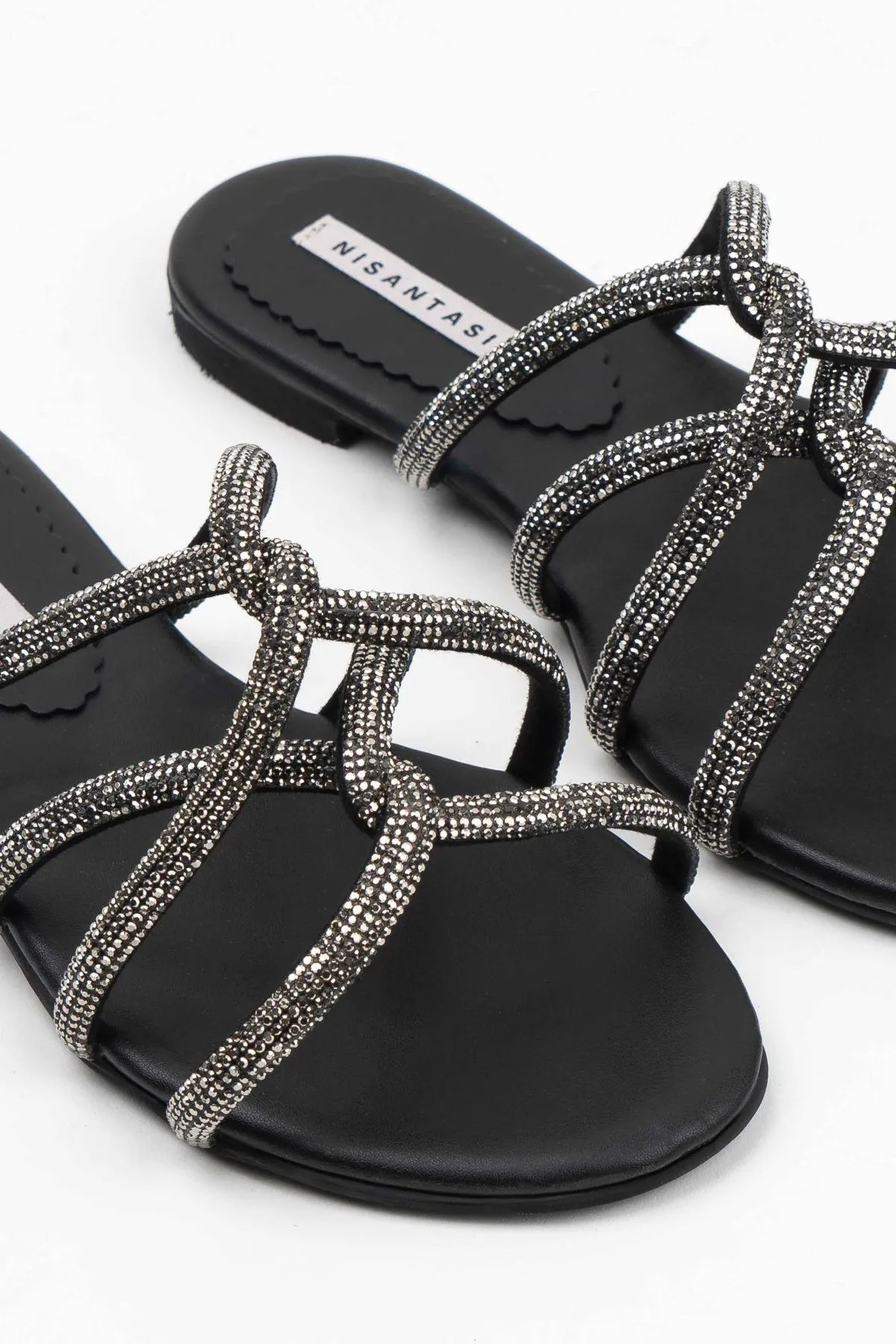 Crystal Decoration Cross Belt Design Women Slides Outdoor Beach Flat Non-slip Woman Slippers Sexy Fashion Sandals Summer Shoes