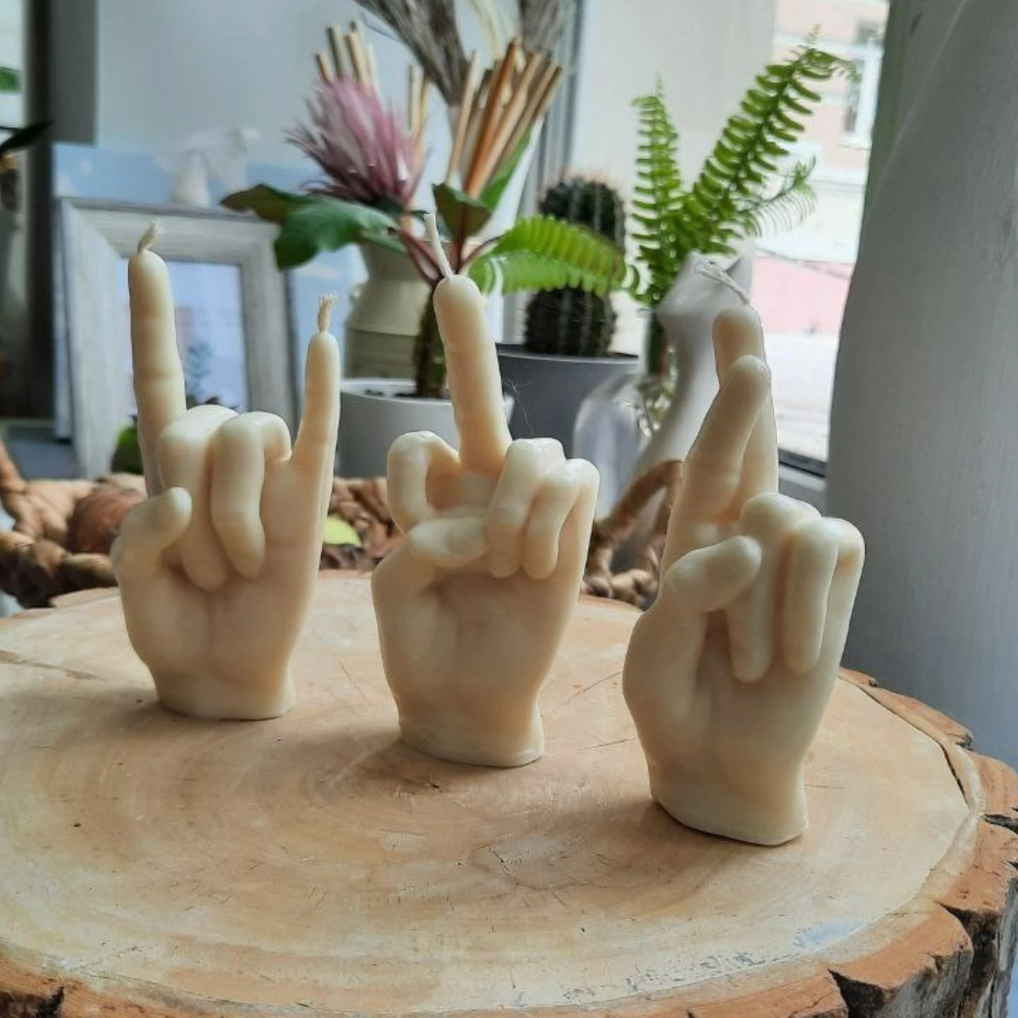 Интерьерные свечи в форме жеста рук. Свечи руки ручной работы 10см. | Дом и сад