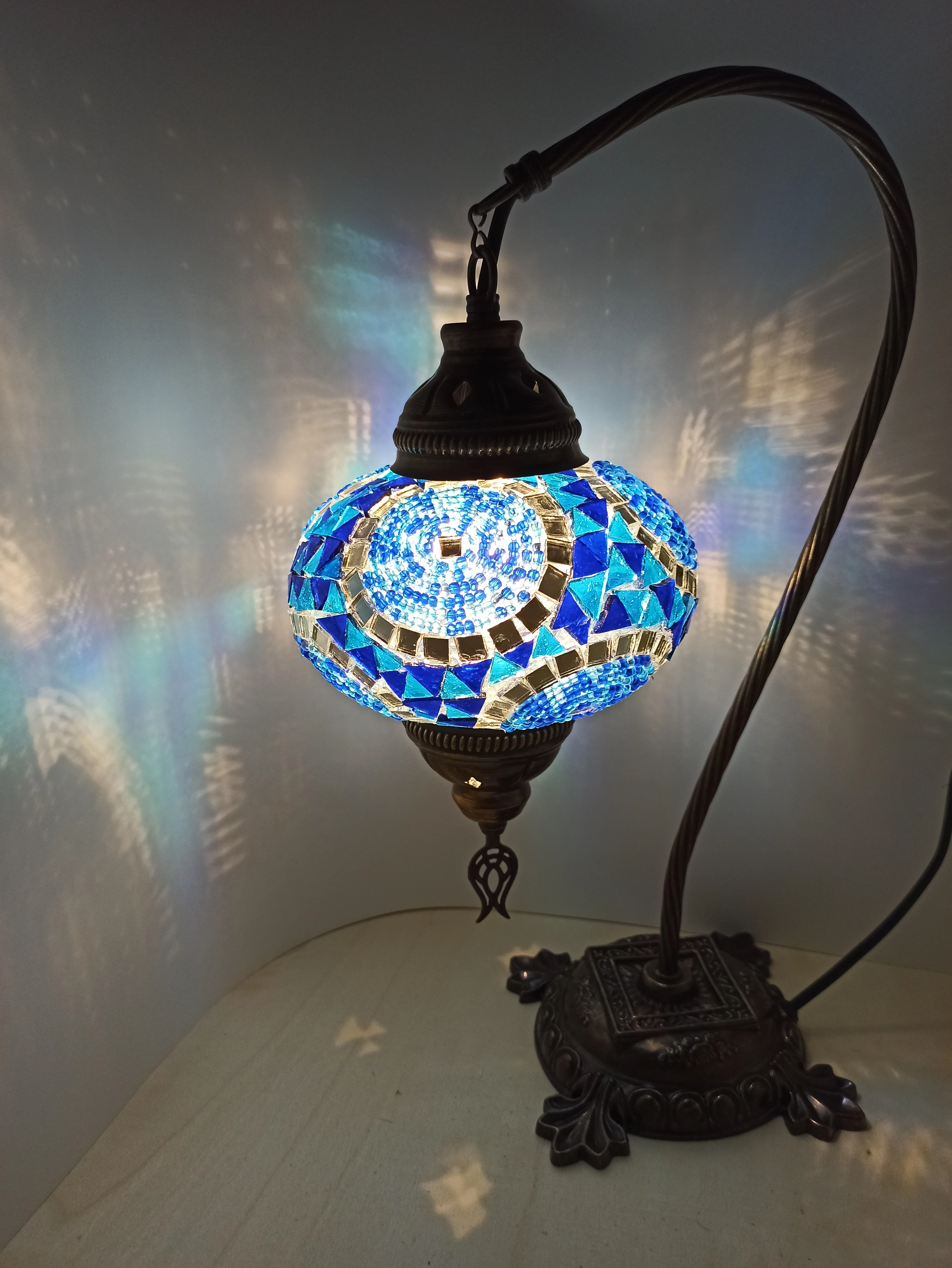 Турецкая искусственная мозаика ручной работы в стиле арт-деко | Освещение