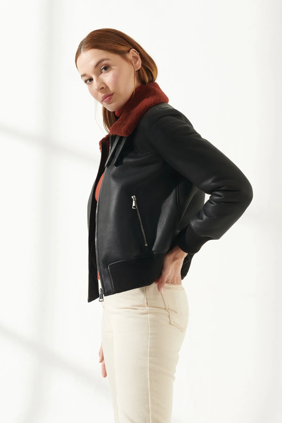 Women's Sports Black Leather Jacket with Fur black Winter Genuine Sheepskin Wool Coats Biker Jacket Models Slim Fit Parka
