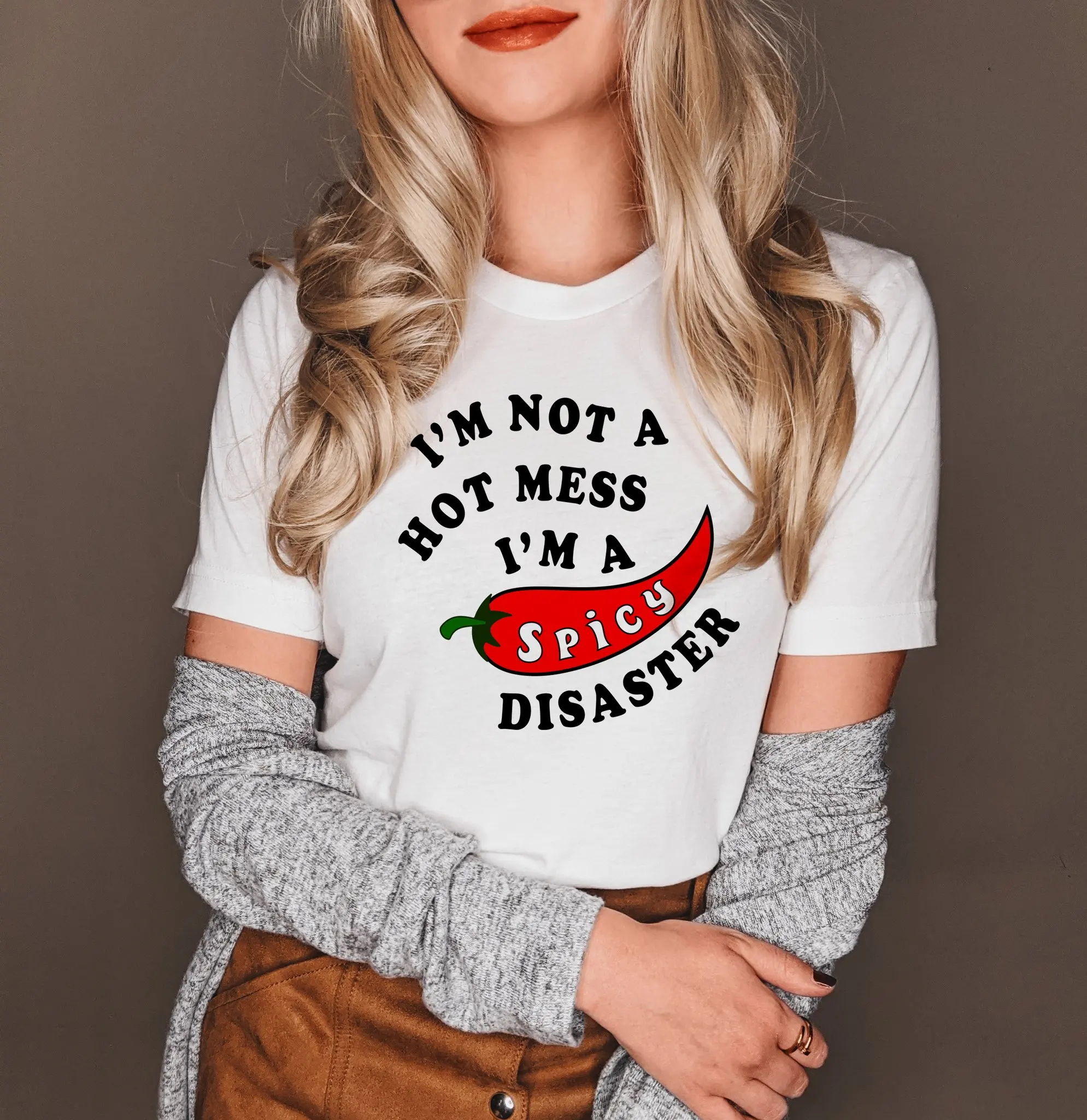 Цветная Милая футболка с рисунком Я не горячий беспорядок Пряная Авария забавная