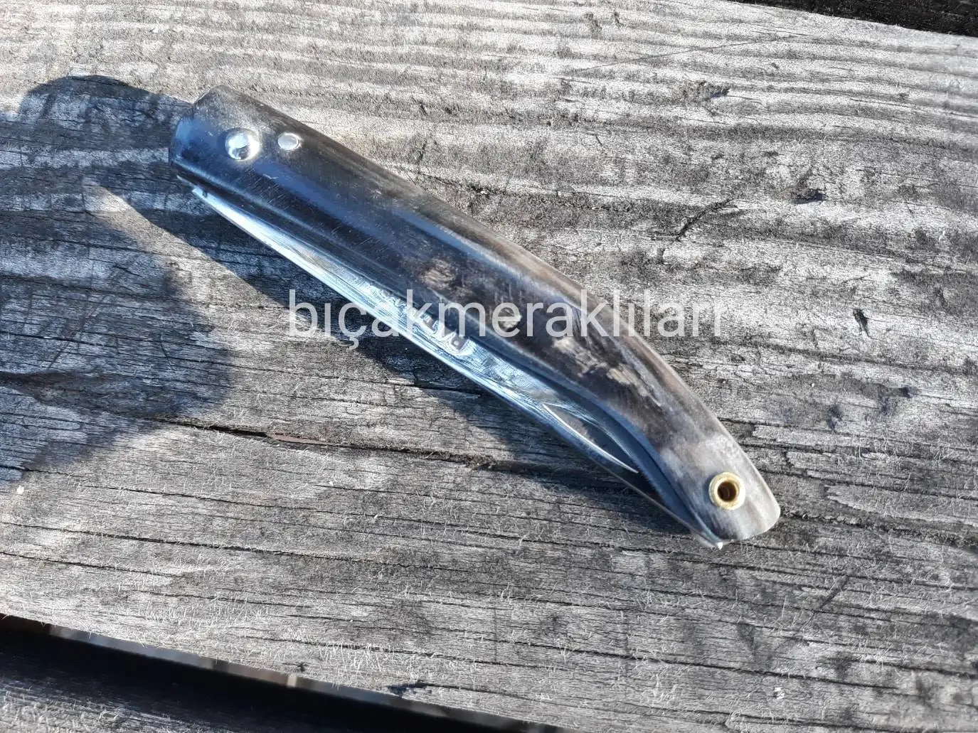 

Handcrafted Ram Horn Handle Pocket Knife Total Length 18cm