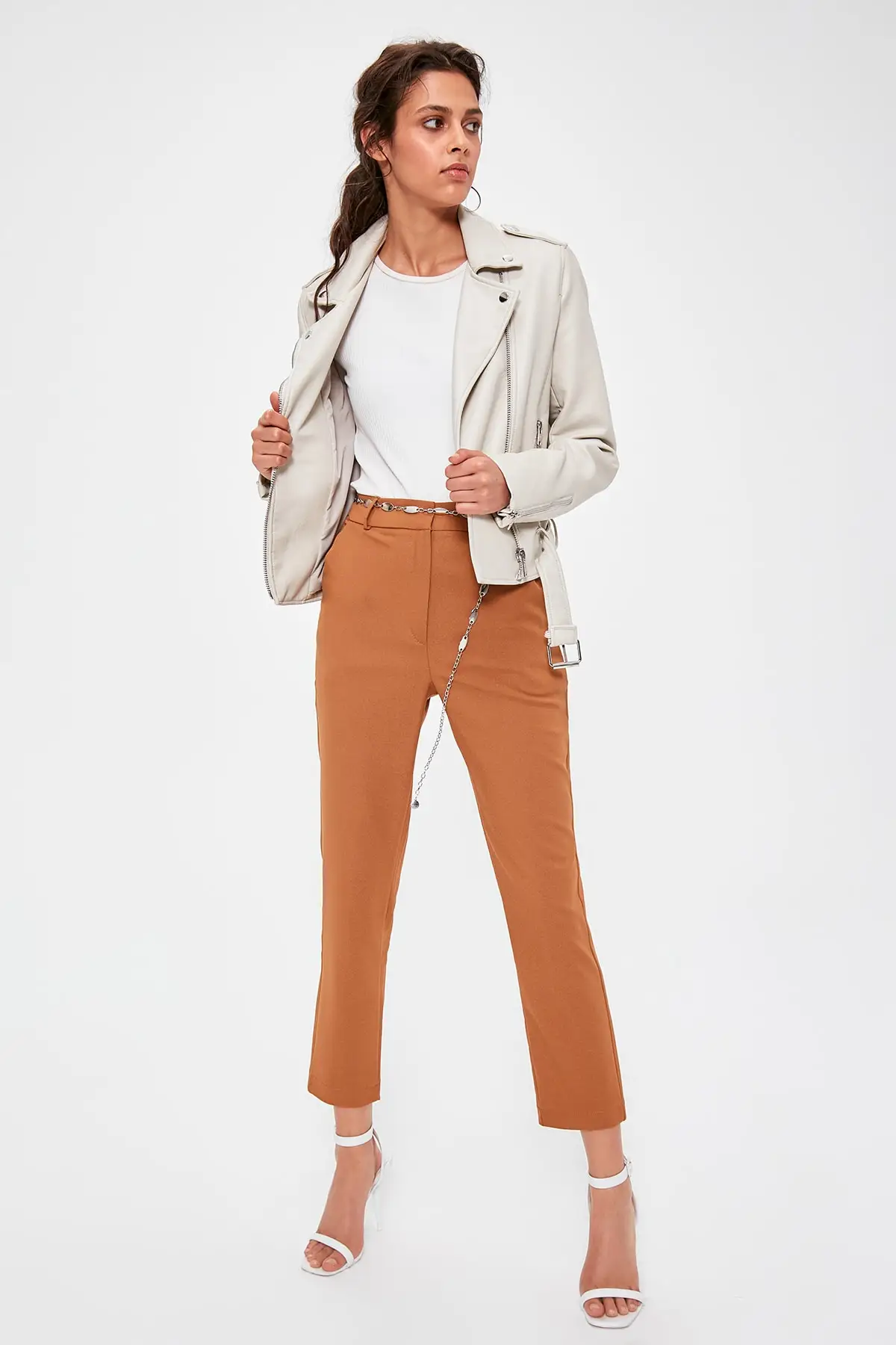 Базовые штаны Trendyol Camel TWOAW20PL0057