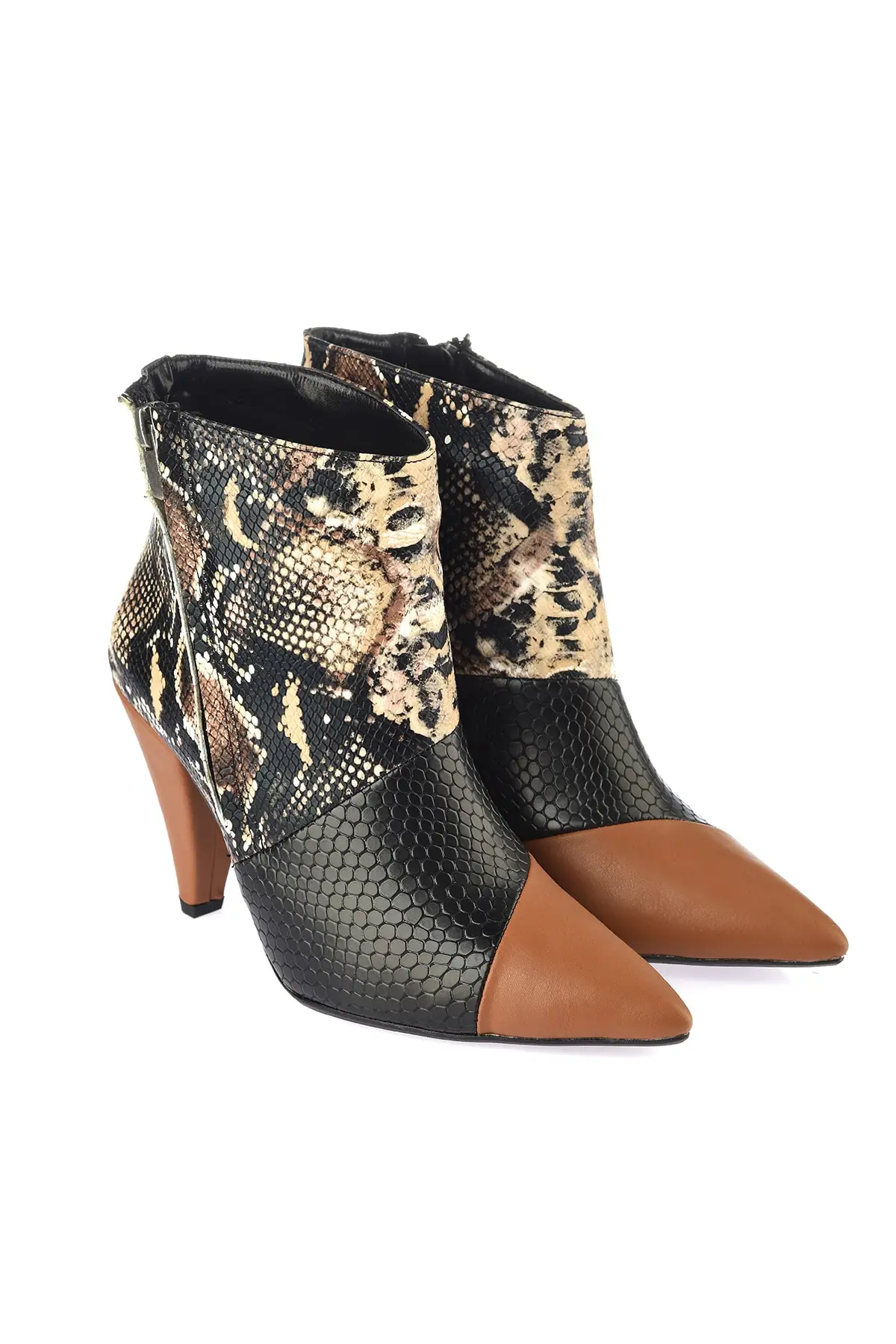 Женские ботинки и Trendyol TAKAW20BO0201 |