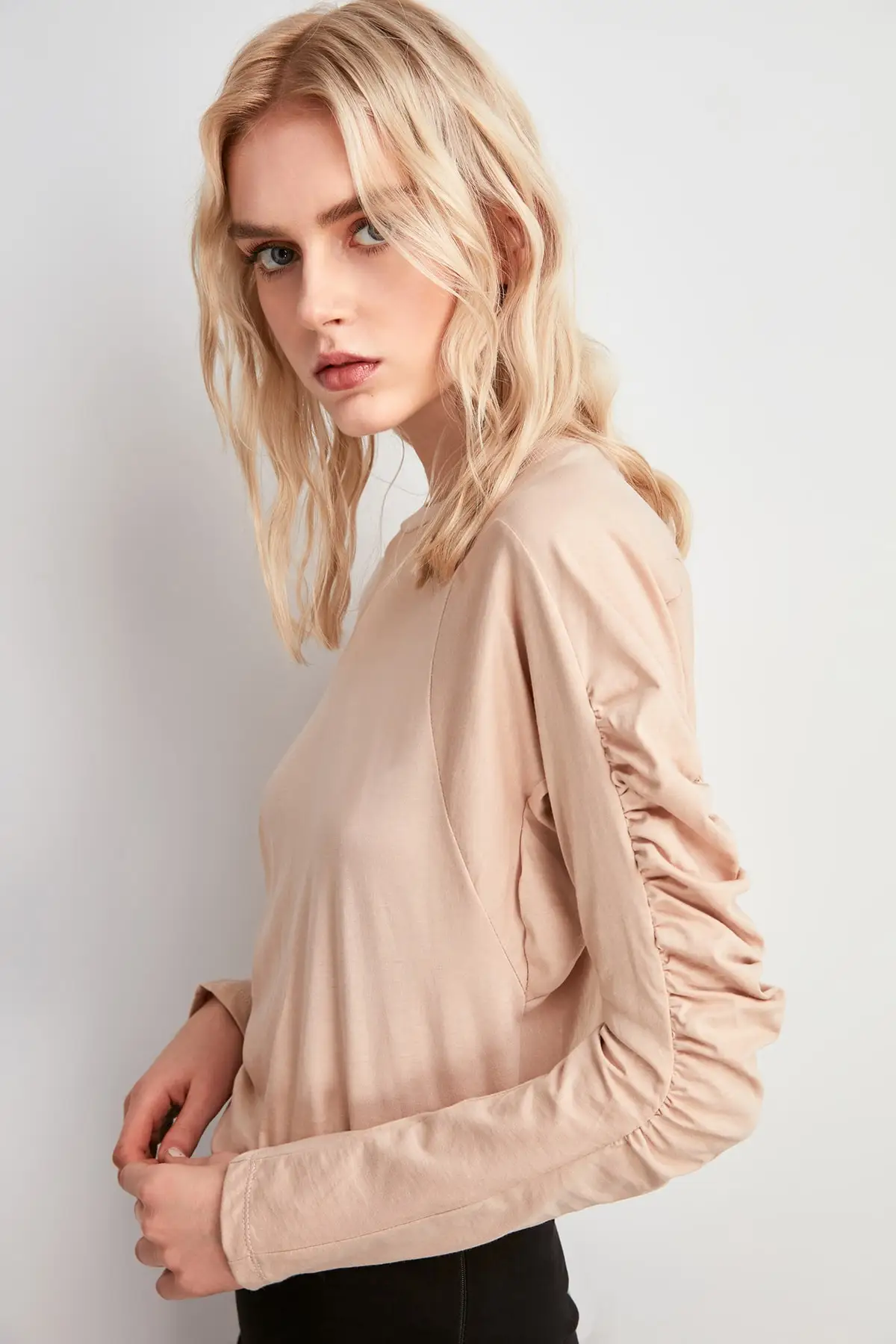 Trendyol Handles Shirred Knitted Blouse TWOAW20BZ1035 | Женская одежда