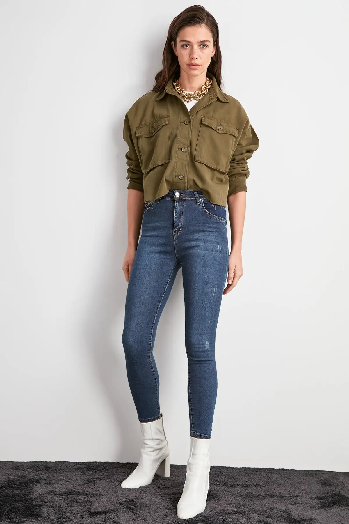 Trendyol Yıpratmalı High Waist Skinny Jeans TWOAW20JE0485 |
