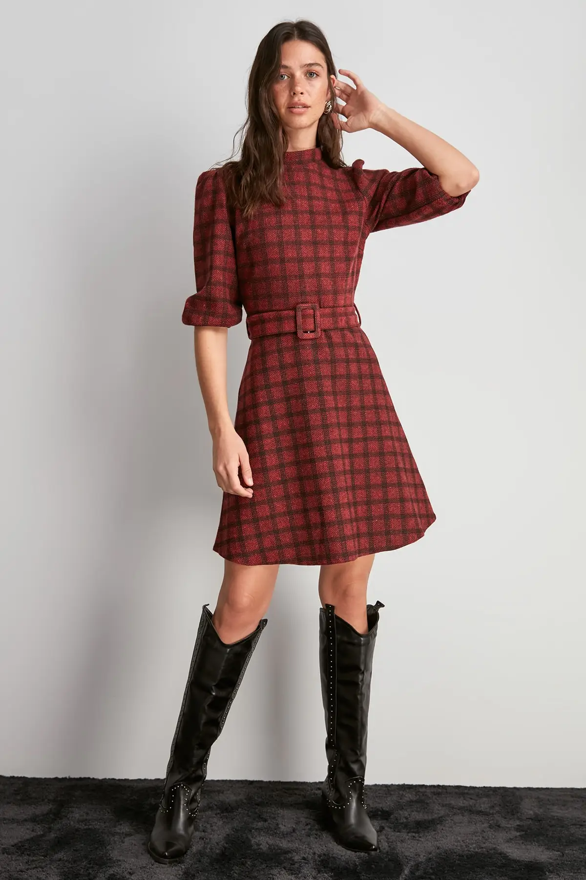 Trendyol трикотажное платье в клетку с поясом TWOAW20EL2103|Женские платья| |