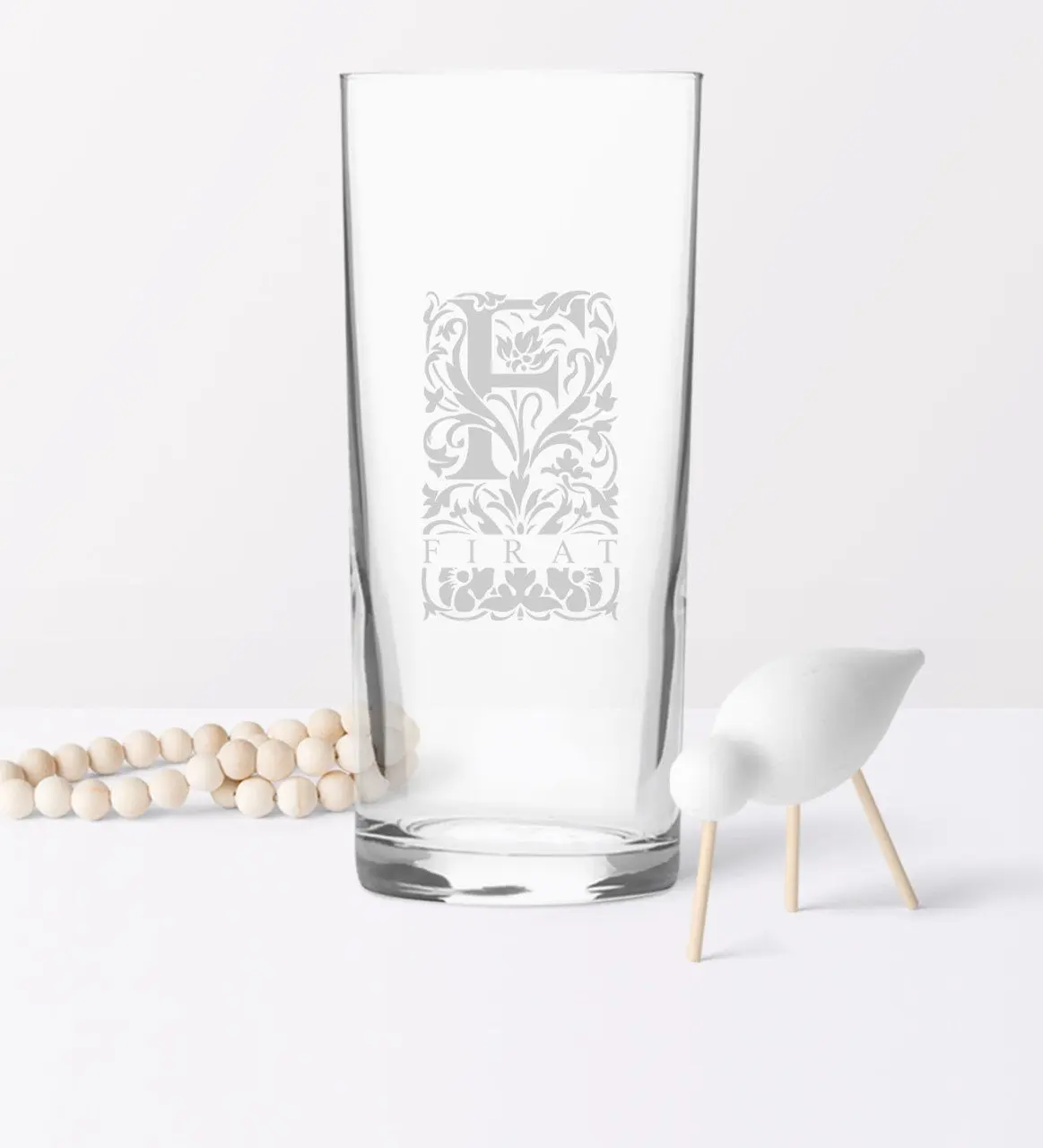 

Персонализированные буквы F и чашки Arrack (модель 2)