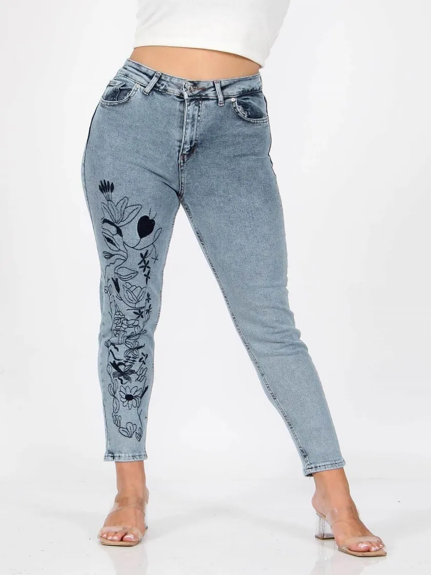 

2022 Women's New Season Embroidery Detailed High Eaist Jeans Cotton Elastane Casual Stylish Comfortable Made in Turkey
