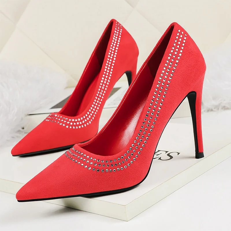 Весна 2020 женские белые туфли на высоком каблуке для девушек изящные блестящие