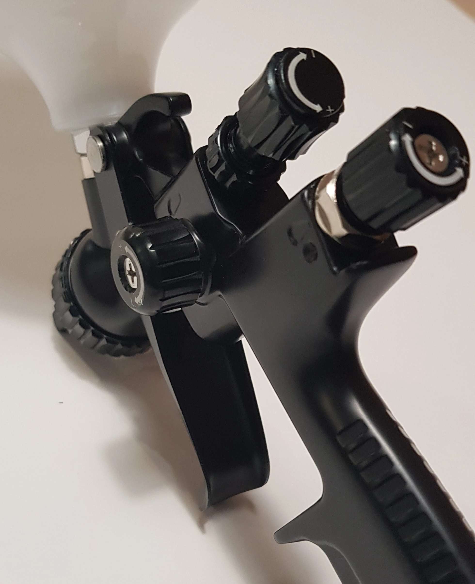Краскопульт для покраски R3100 RP 1 4 mm пистолет окрасочный лака эмали базы.