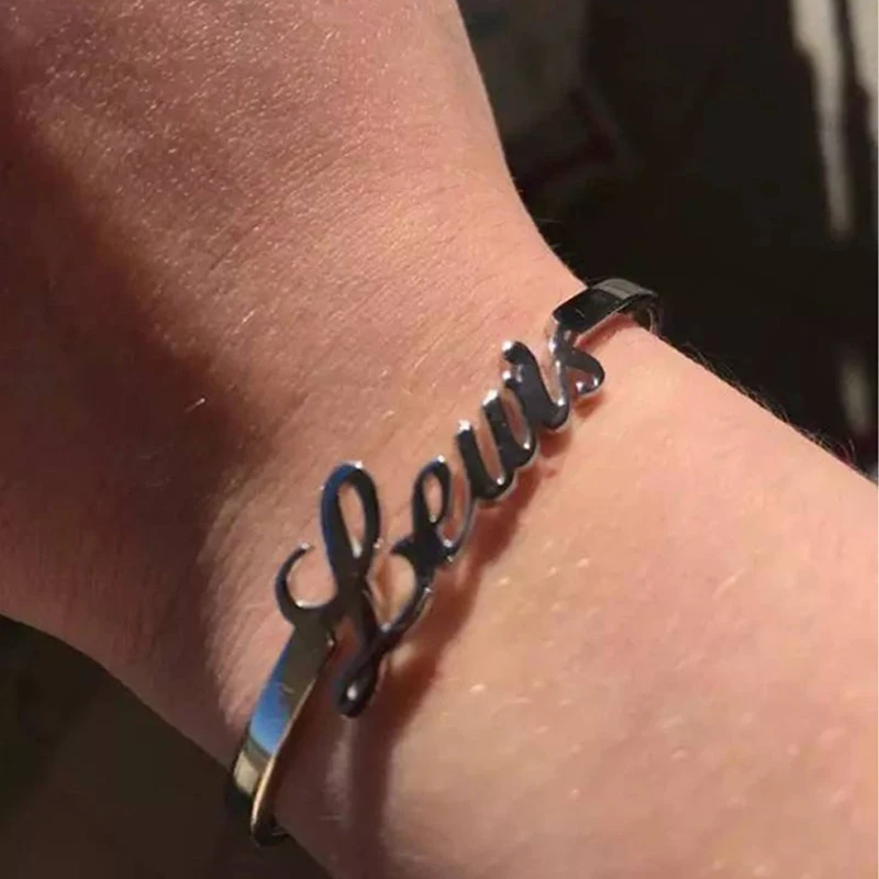 Именной браслет на заказ серебряный золотой из нержавеющей стали с именной