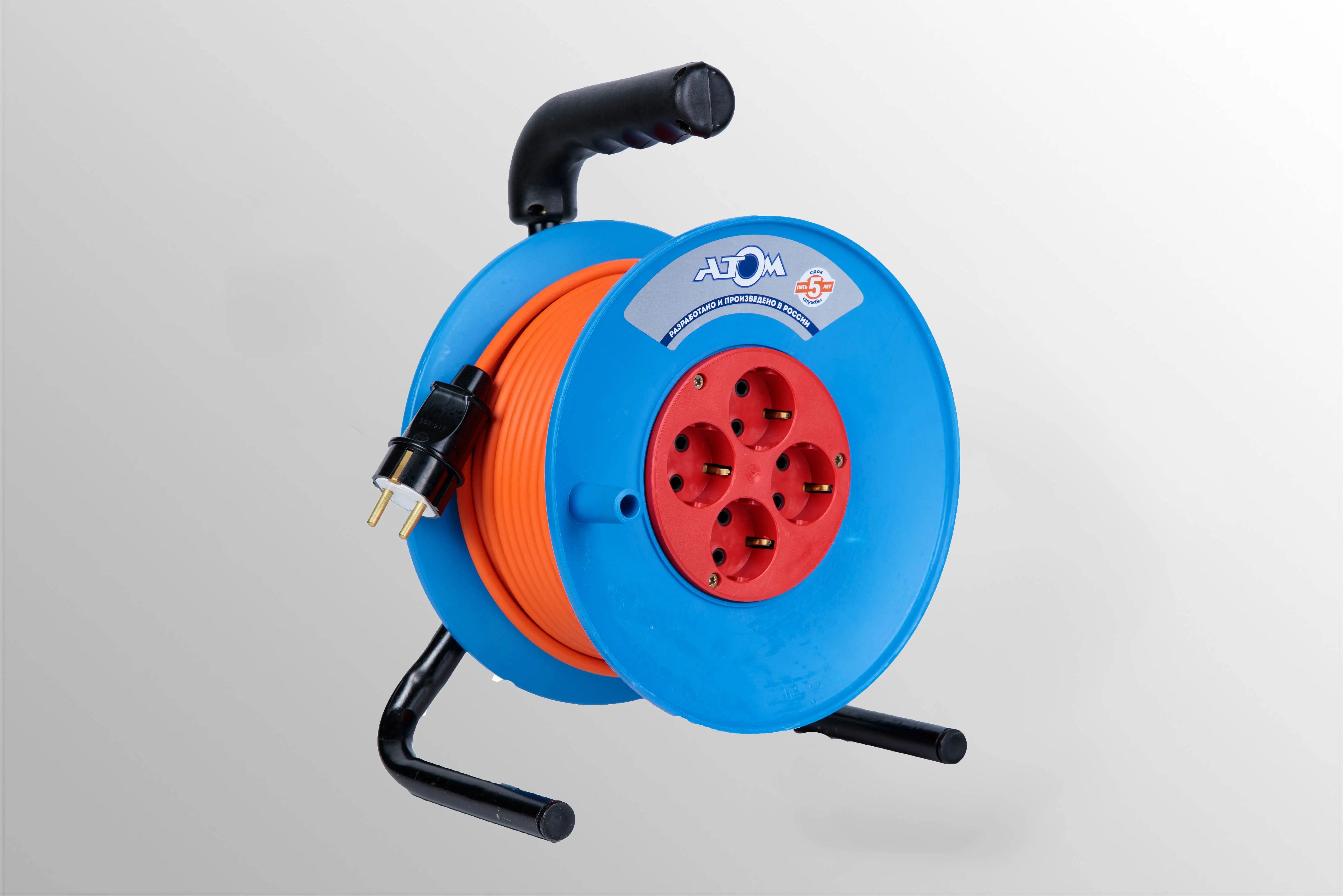 Атлант удлинитель пвс 2x1,5 30м. Удлинитель силовой атлант кг 3x2. Удлинитель атлант пвс. Удлинитель атом пвс 2х1,5 50м на садовой катушке. Удлинитель атлант пвс.