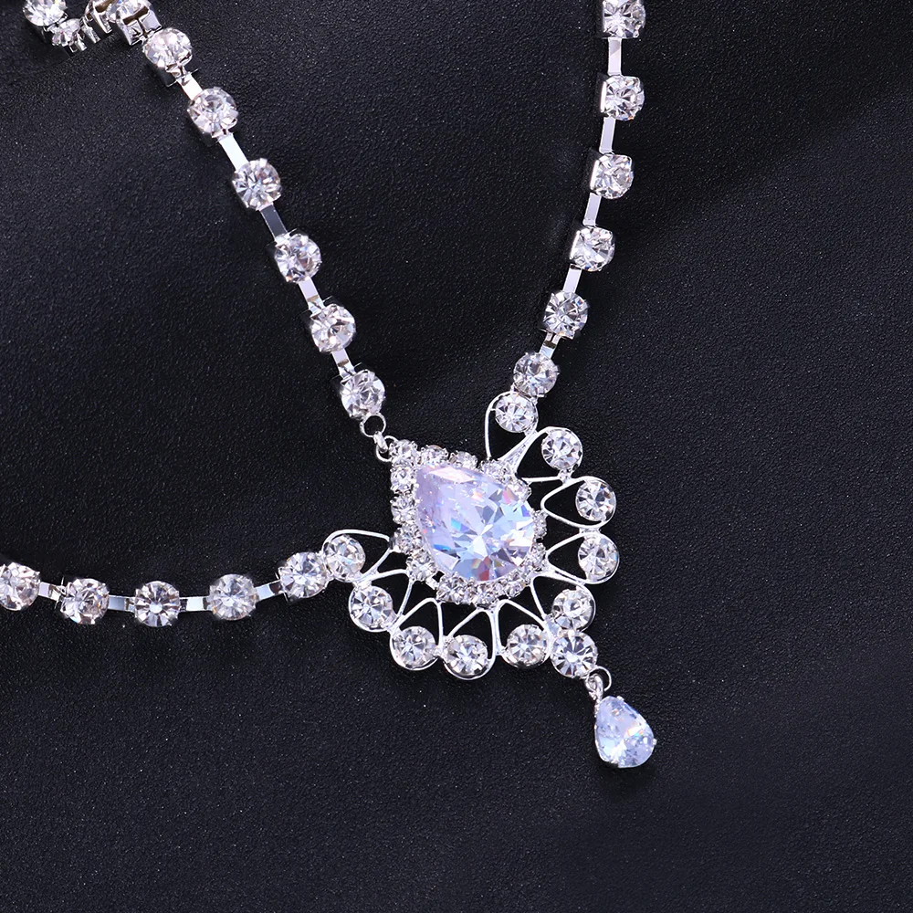 Головной убор в стиле бохо с кристаллами цепочка на лоб головной свадебные