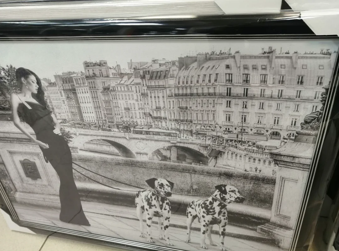 Картина в раме 50х70 см Julian Lauren - Walking in Paris | Дом и сад