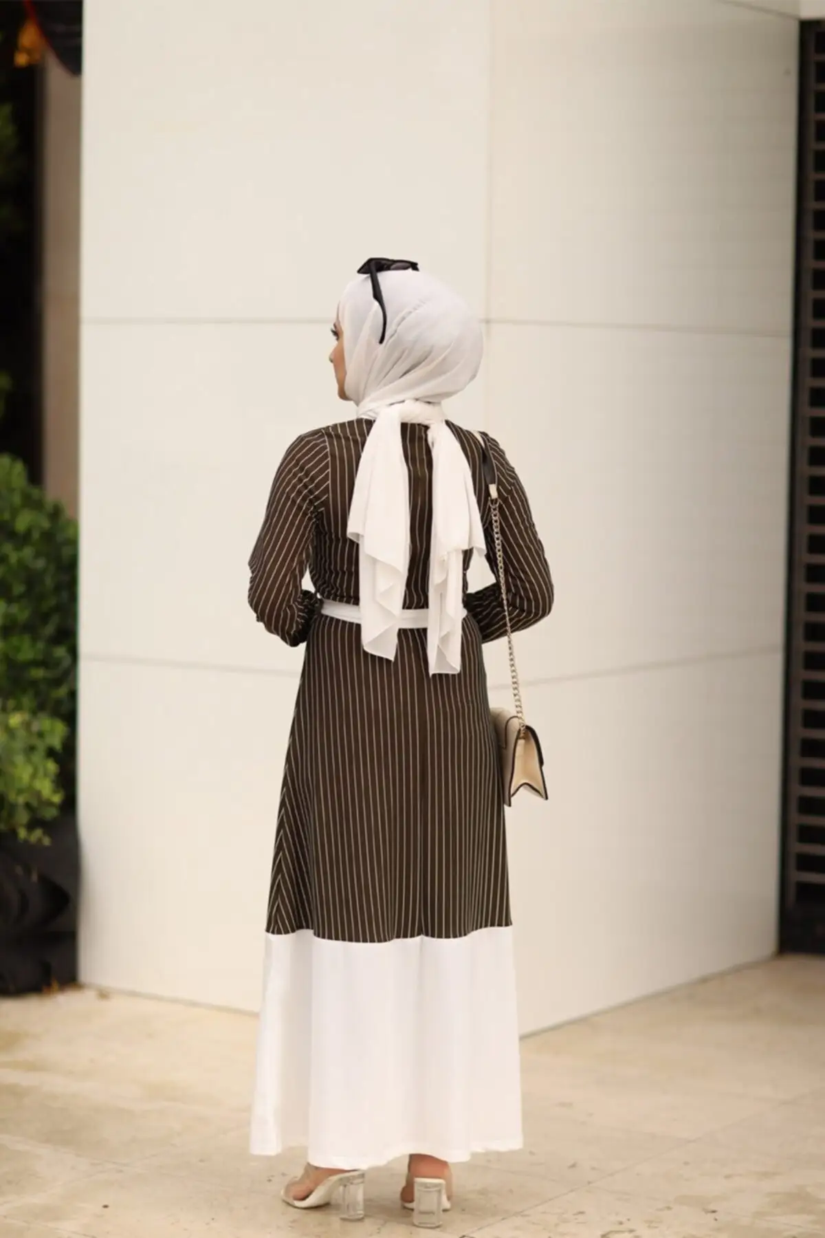 

Women's Vertical Striped Hijab Dress Khaki Ramadan Abaya Dubai Muslim Wearing For Woman Moda Islamic Clothing Fashion 2021Trend