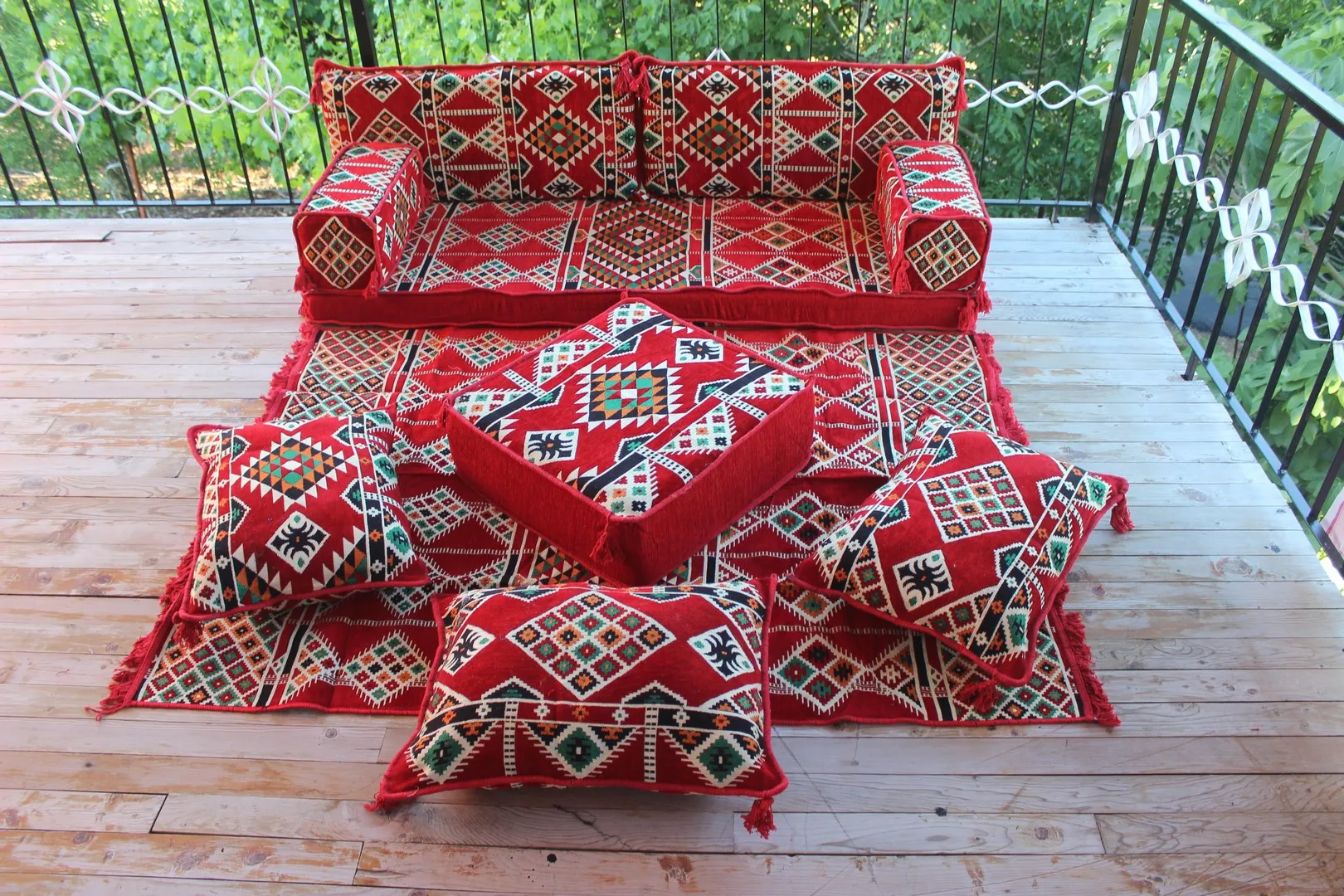 

Red Arabic Floor Sofa Seating Set, Floor Cushions, Traditional Couches, Ottoman Couch, Moroccan Sofas, Loveseats, Arabic Majlis