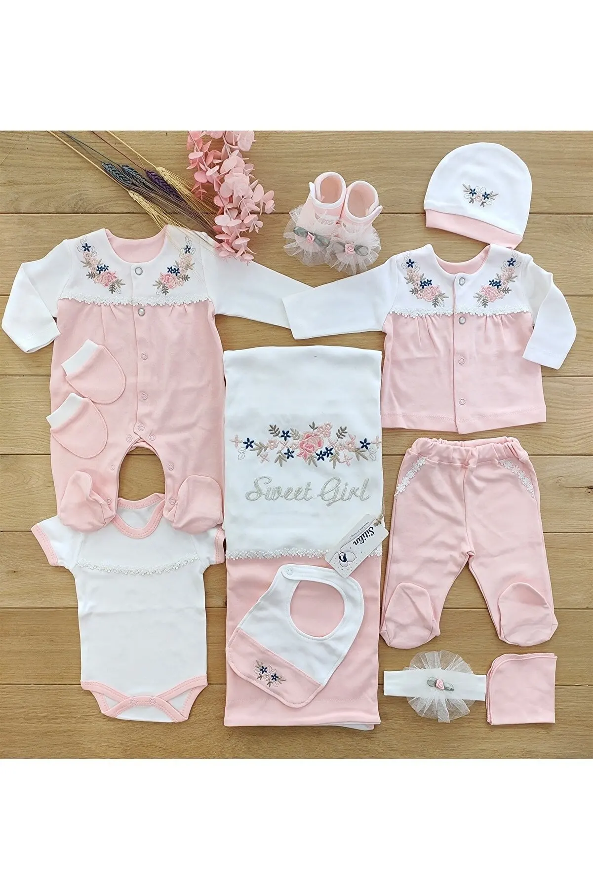 Sitilin Baby Girl Pink 10 Pieces Hospital Outlet Newborn Set Natural Embroidered 0-3 Months Cotton