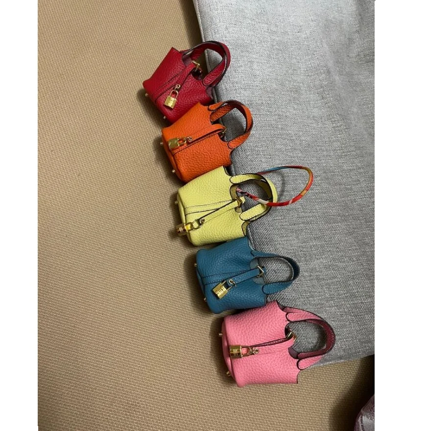New Handmade Cow Leather Bag Pendant Cute Mini Bag Keychain Earphone Bag Creative Car Keychain Pendant Xmas Birthday Gift