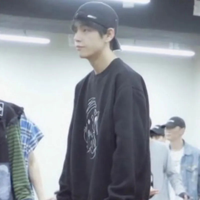 Свитшот JUNGKOOK &amp TAEHYUNG унисекс осенне-зимний свитшот с длинным рукавом топы 2021