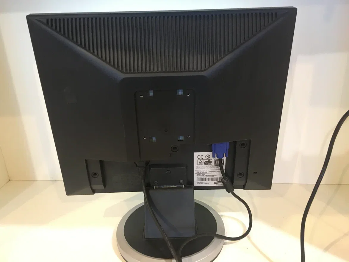 Монитор для компьютера Samsung SyncMaster 940N 19&quot | Компьютеры и офис