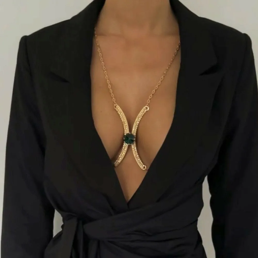 

Trendy Green Crystal Rhinestone Chest Bracket Bra Chain Harness Coin Women Sexy Metal Body Chain Jewelry Party Festival Clothing
