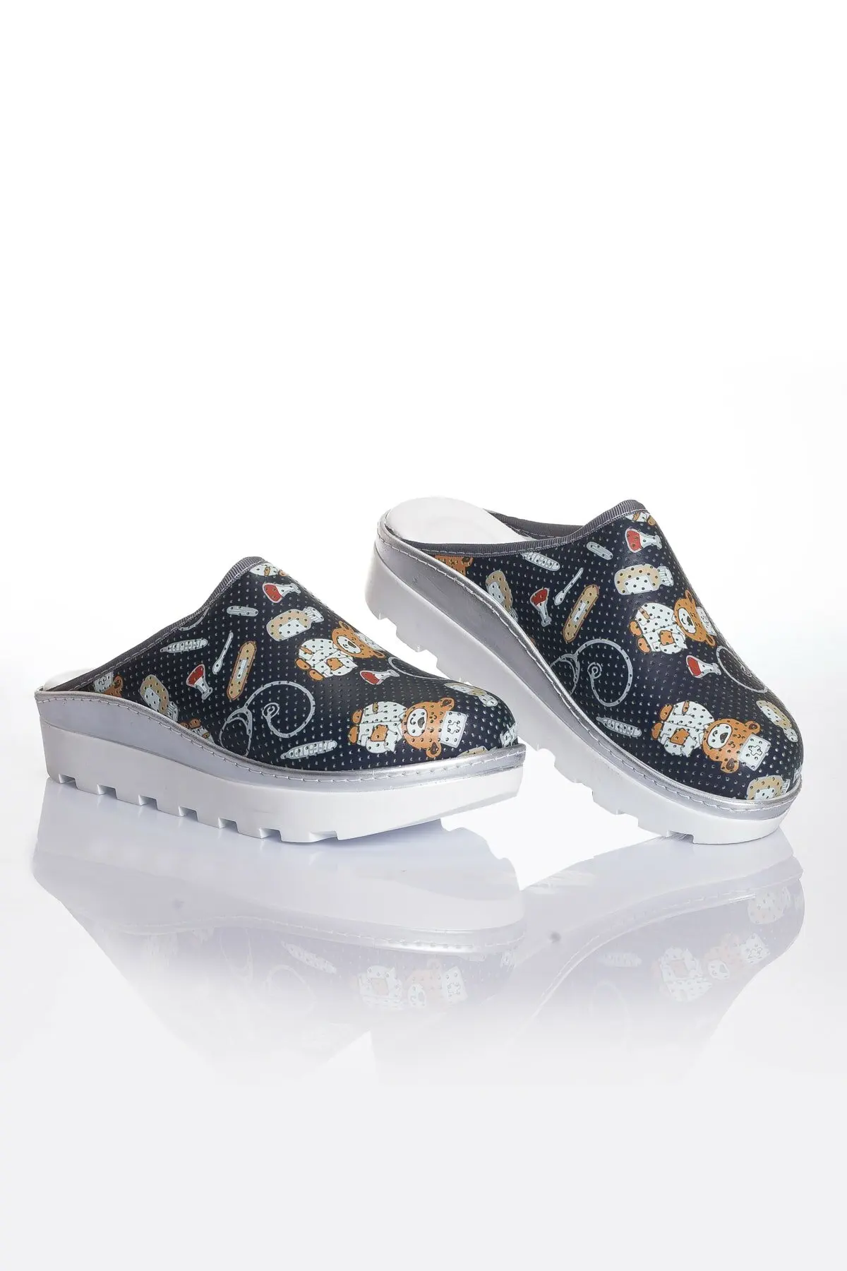 

New Orthopedic Comfortable Heel Shoes For Women 2021 Ladies Platform Slippers Sandals Nurse Doctor Soft Casual Anti-Slip Clogs