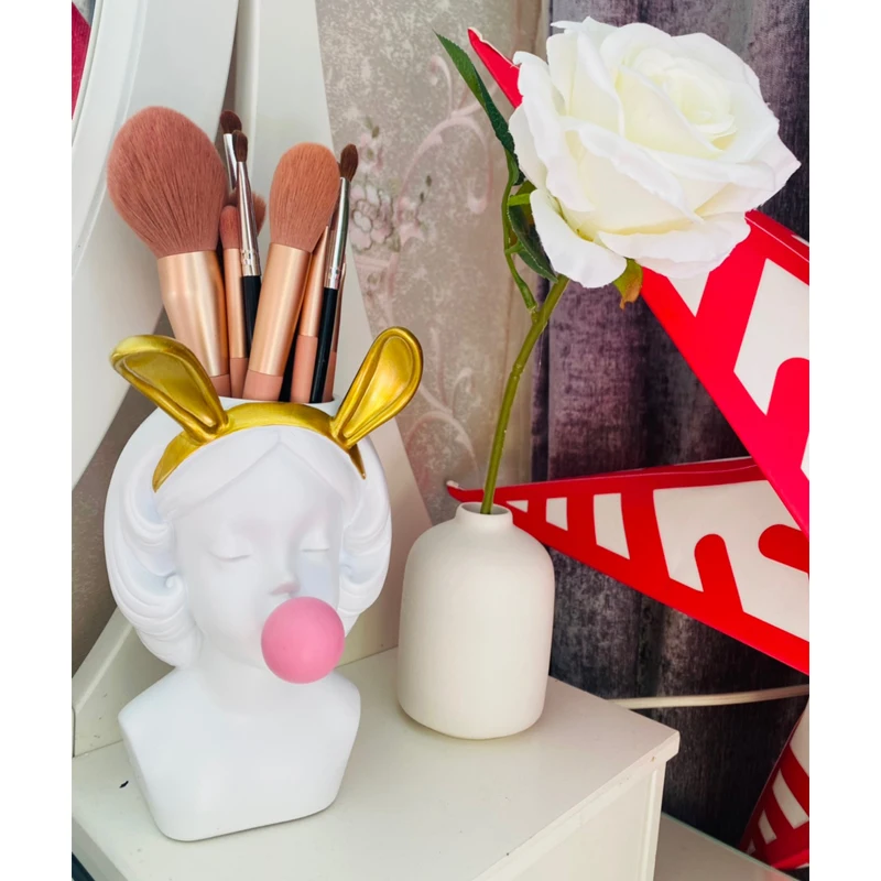 

Beauty Sculpture Makeup Brush Holder Resin Greek Statue Flower Vase Pen Pencil Organizer Desktop Statuary Ornaments