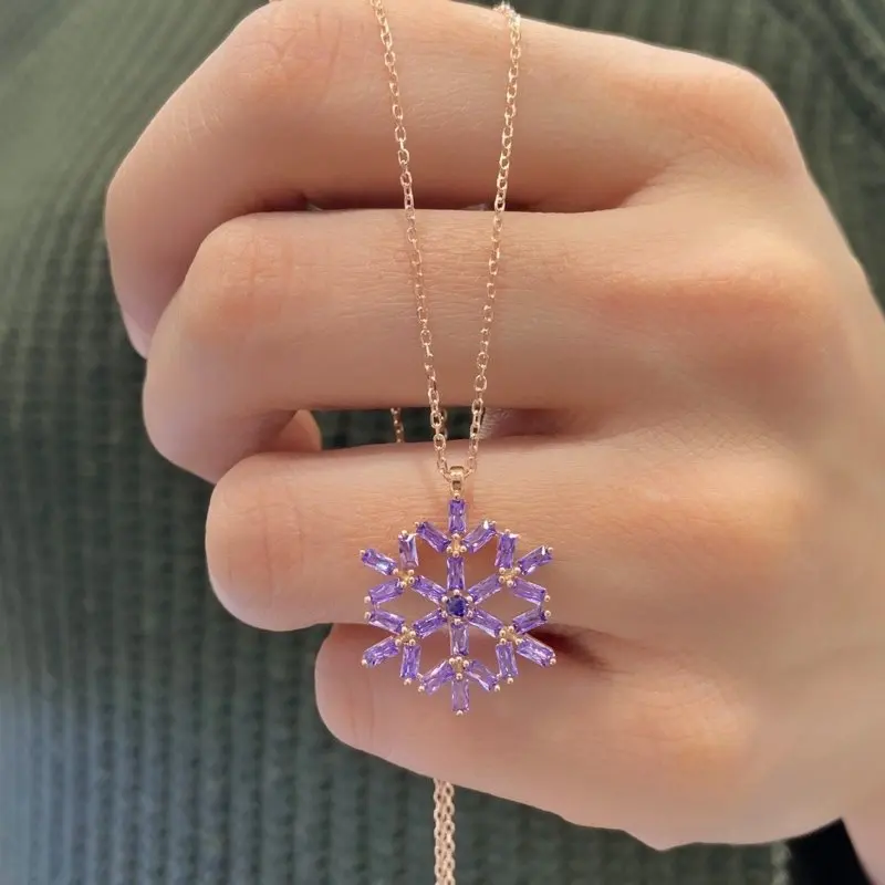 

Baget Amethyst Snowflake Model Top Quality 925 Silver Necklace