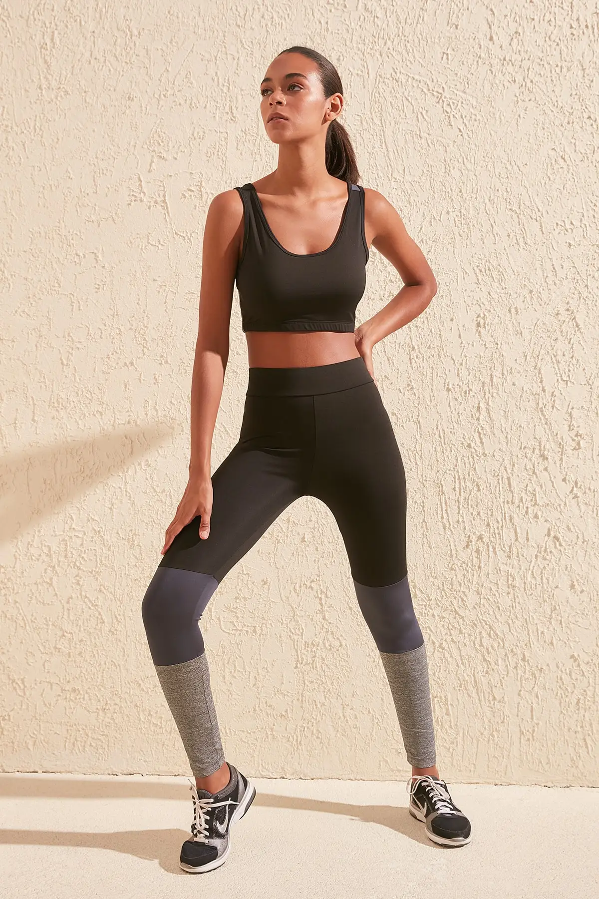 Trendyol спортивные Леггинсы с цветными блоками TWOSS20TA0107|Колготки| |