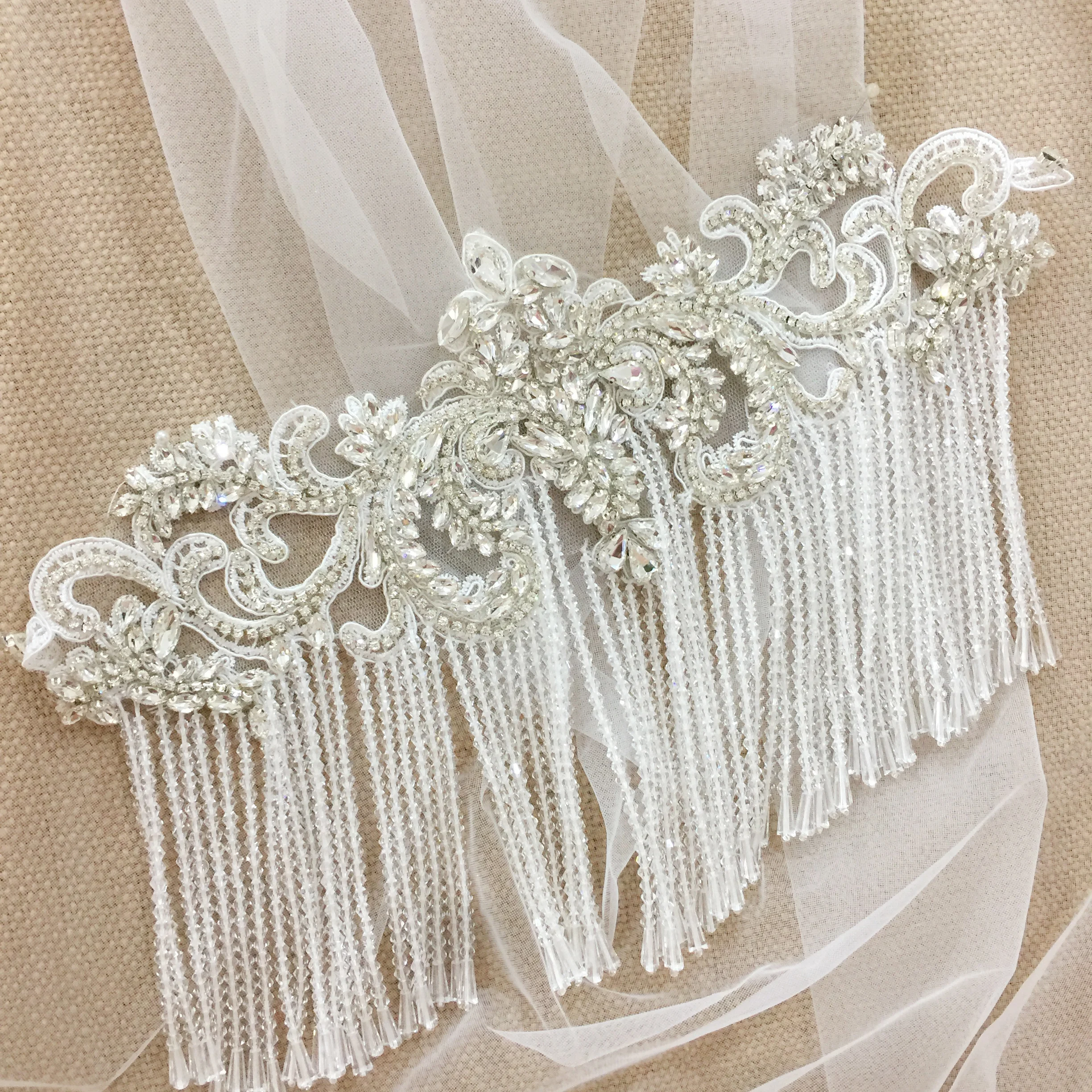 Аппликация с кристаллами ручной работы бусинами для свадебного браслета накидки