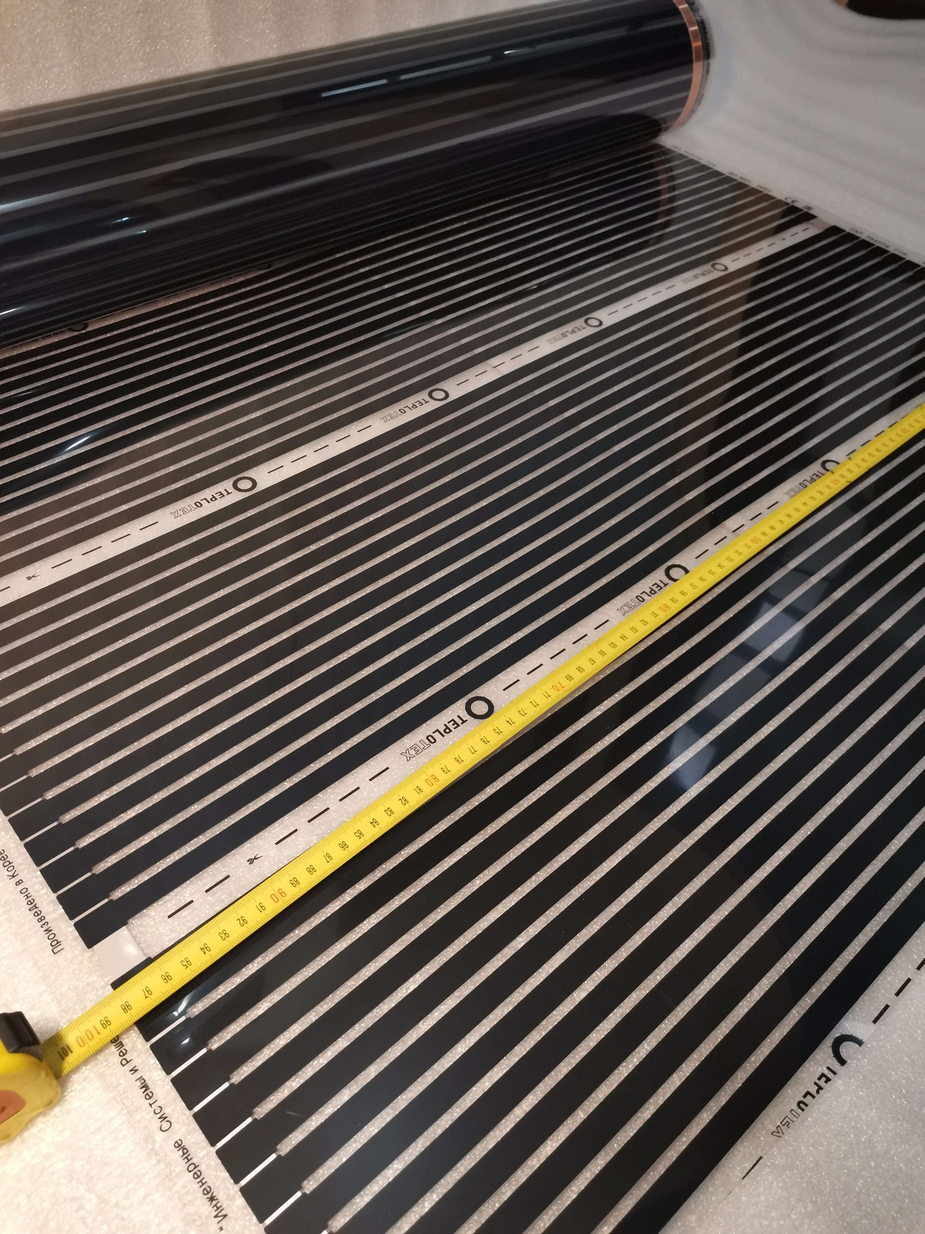 Нагревательная пленка ширина 100 см для теплых полов стен потолка инкубатора |