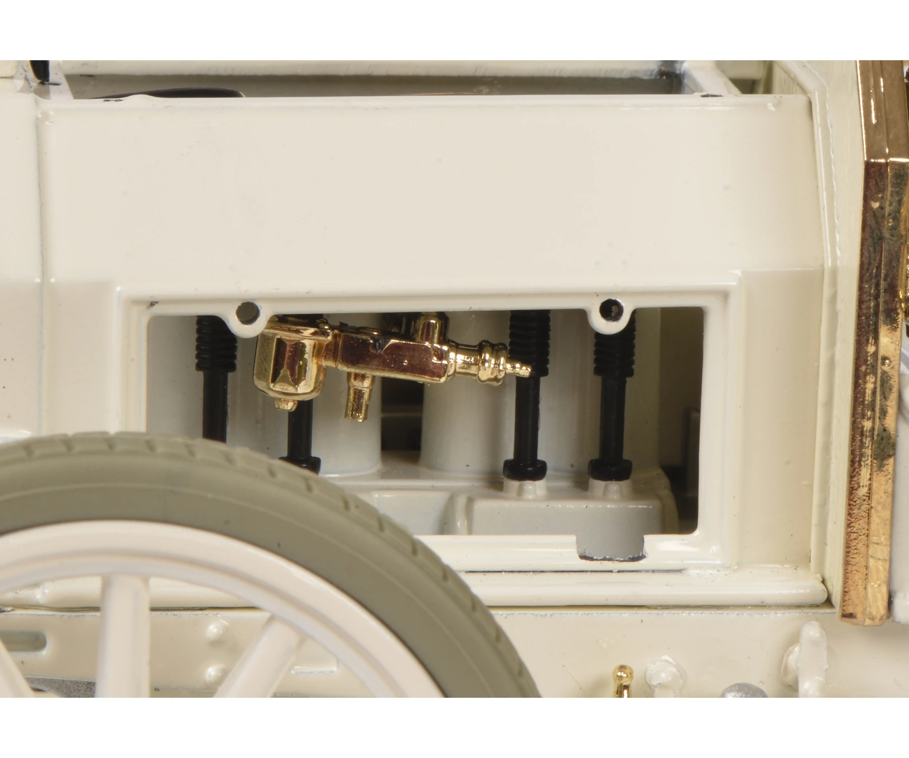 

Schuco Mercedes 35 HP, white 1:18 Metal Model Collection Car