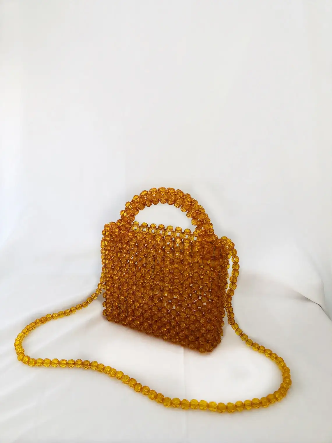 Customized Famous Brand Bead Bag Lilac Hand-Woven Celebrity Handbags Unique Design Ladies Party Top-handle Purses and Handbags