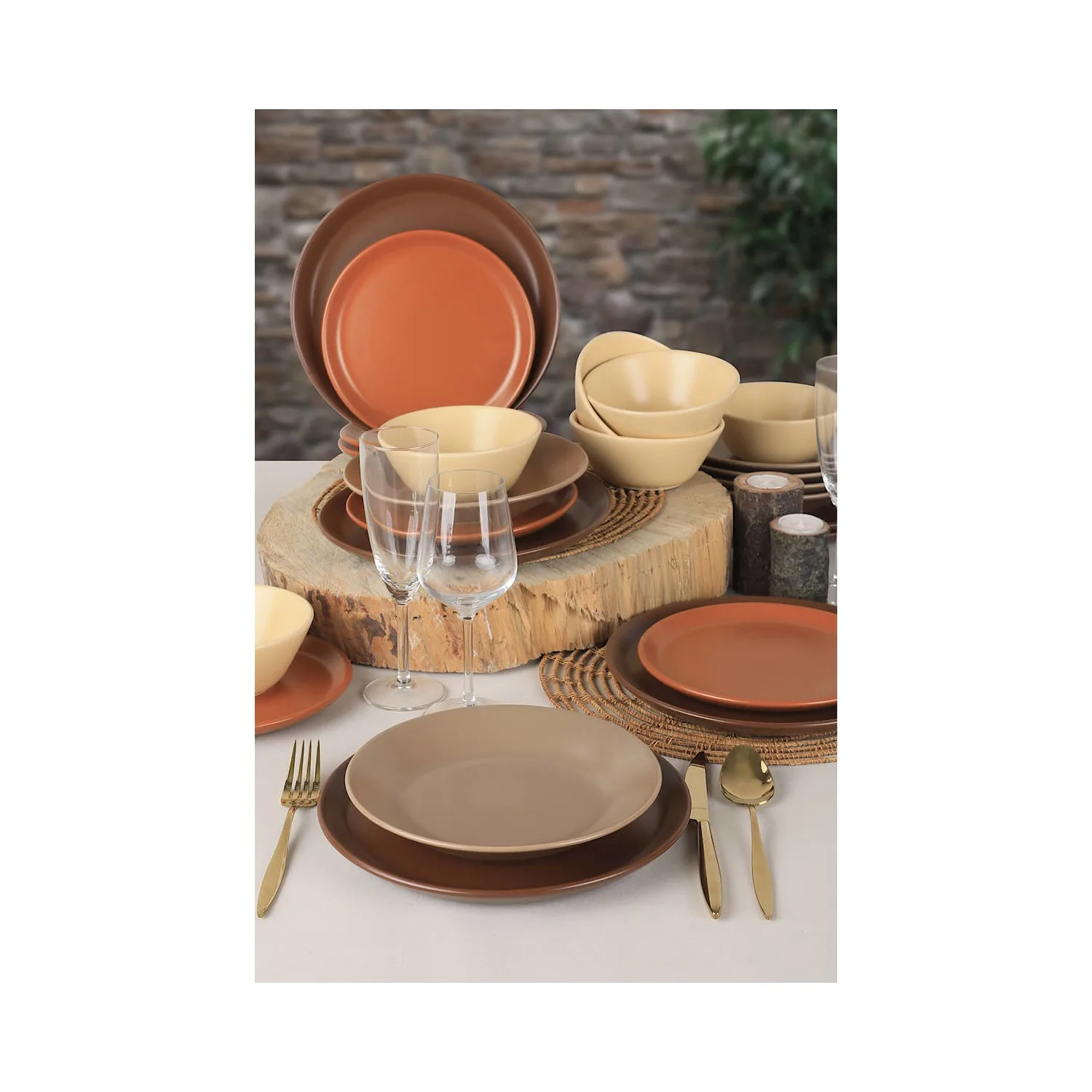 

Hittite Gradient Matte Brown Dining Set 24 Pieces For 6 Persons