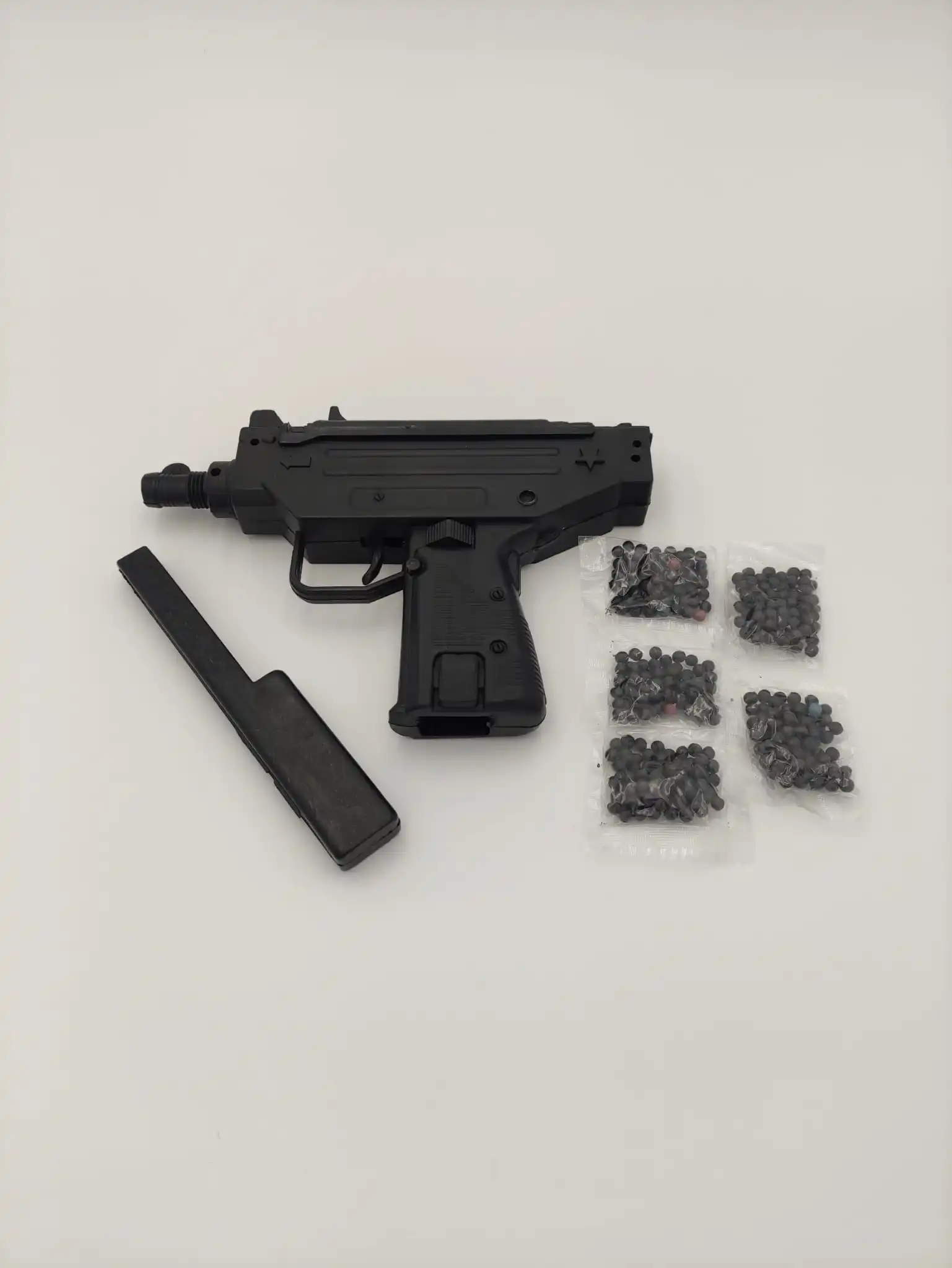 

Toy Beads Scorer Uzi Gun Pistol + (Tangram), Plastic Child Gun Toy Bullet Gun, beaded Toy Gun