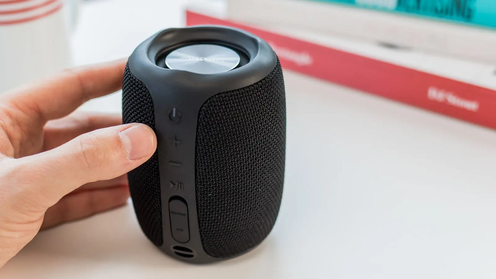 Air music наушники. Наушники astell&kern roxanne ii. Китайское авто с голосовым управлением. Bluetooth пульт мейзу. Play bluetooth.