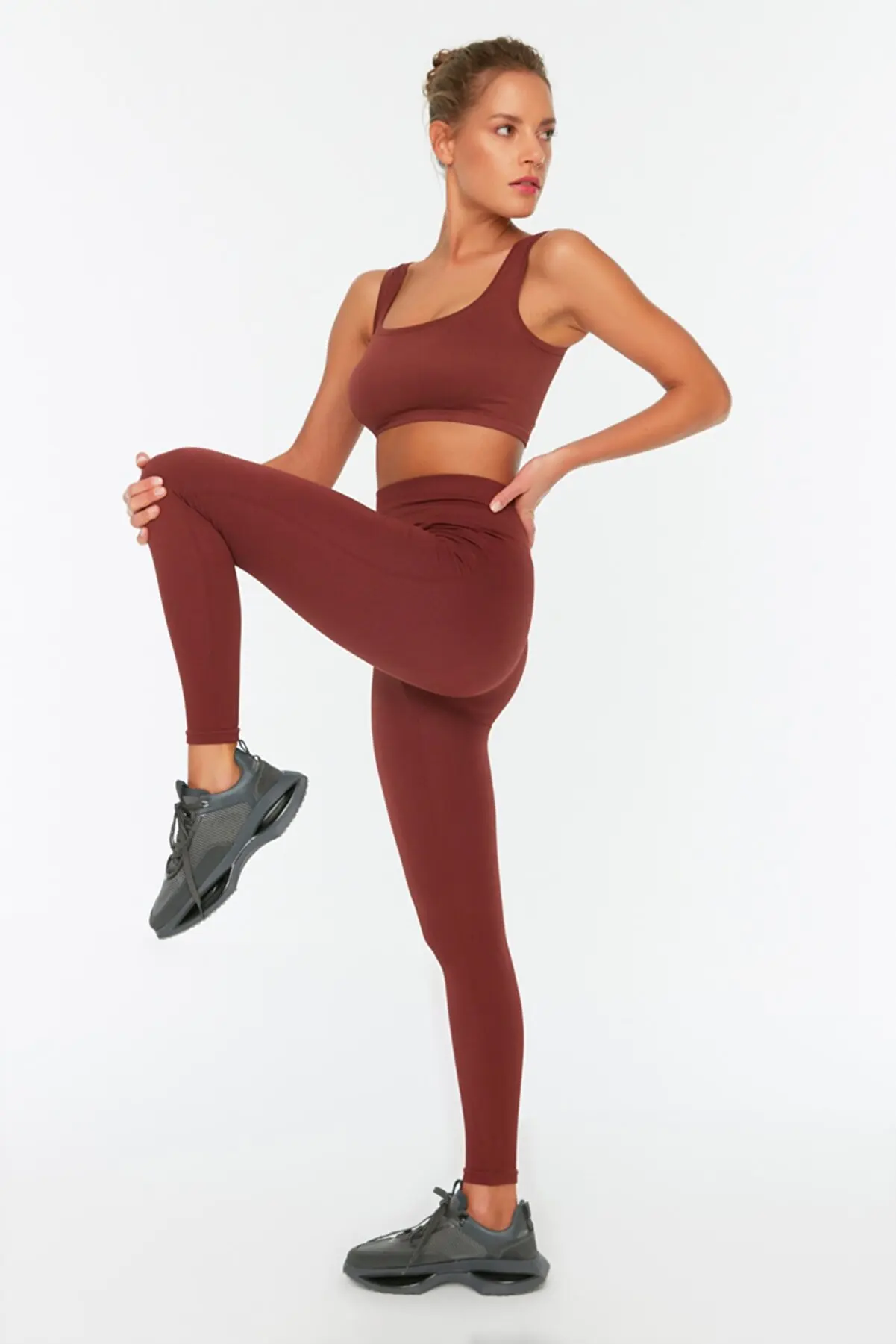 

Kahverengi, Ribbed, High Waist, Toparlayıcı, Slim Shows, Comfortable, Flexible, Good Quality Woven Fabric, solid Stitching, Sporty, Casual
