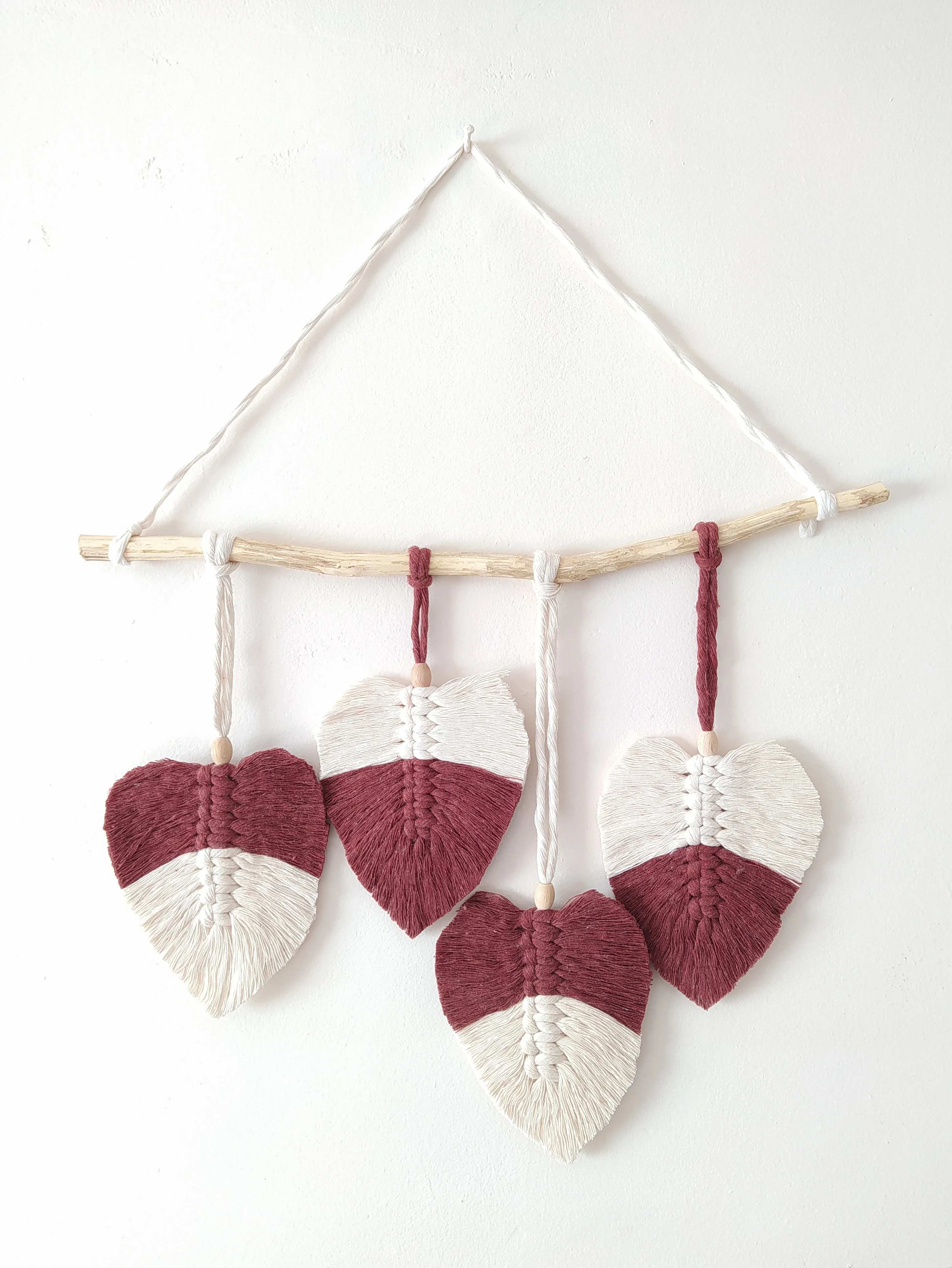 

Handmade Leaf Macrame Woven Wall Hanging Bohemian Design, Bedroom Decoration,Tapestries Beautiful Apartment Dorm Room Decoration