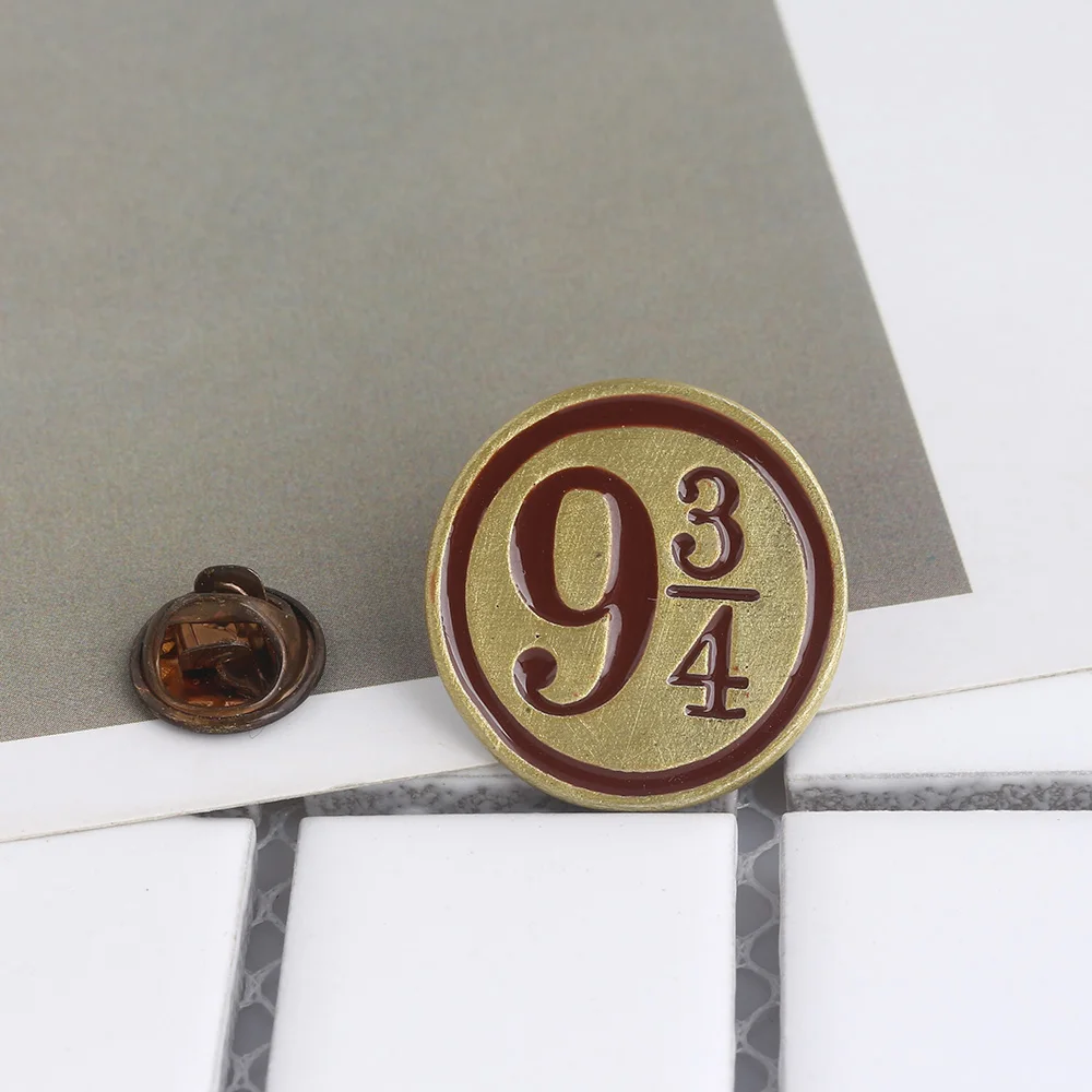 Классические Четыре колледж шпильки Платформа 9 3/4 эмалевые Броши с изображением