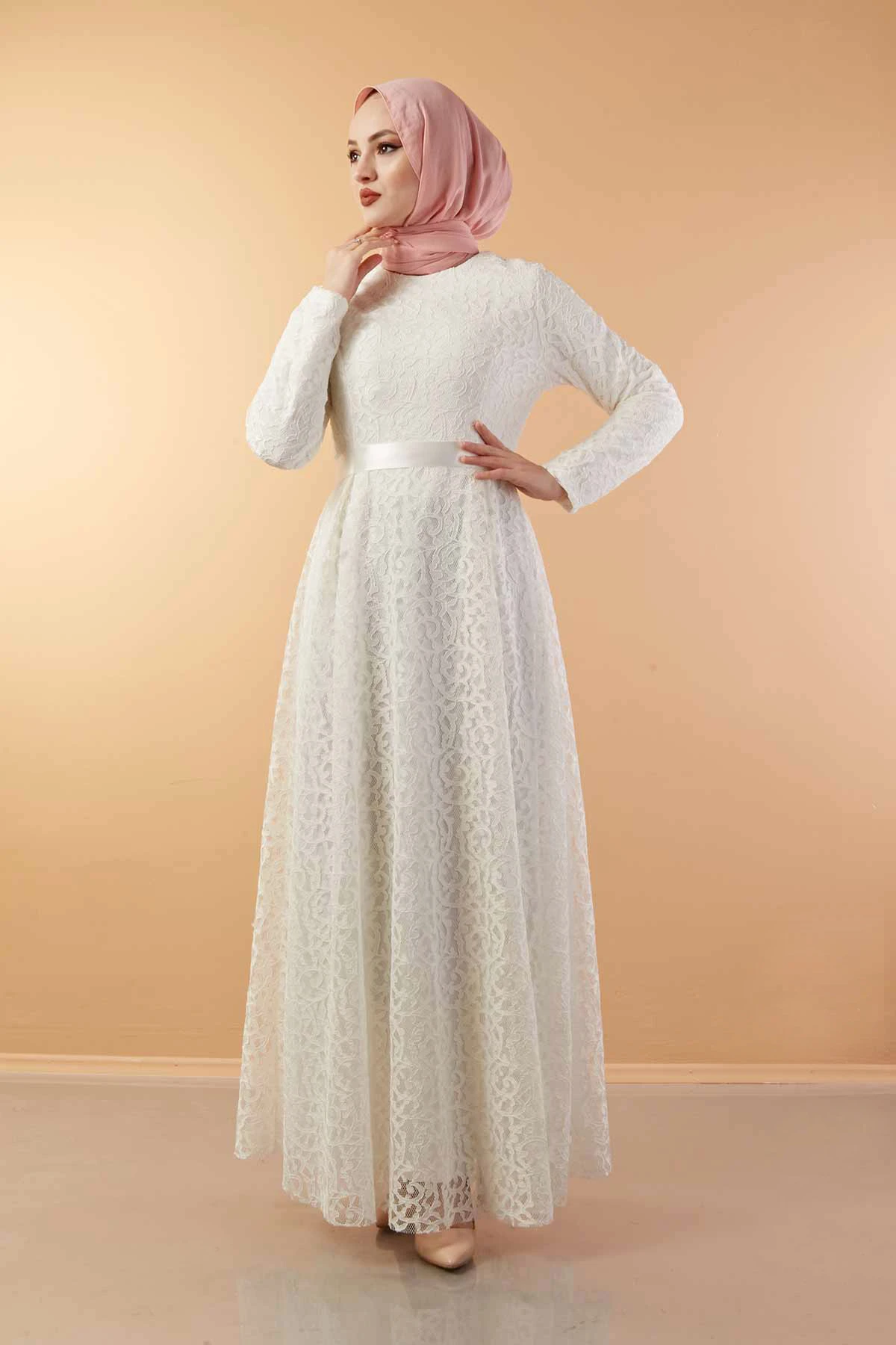 

Belted Lace Women's Maxi Dress Modest Caftan Big Size Islamic Clothing Muslim Fashion for winter Dresses Turkey Dubai Hijab 2021