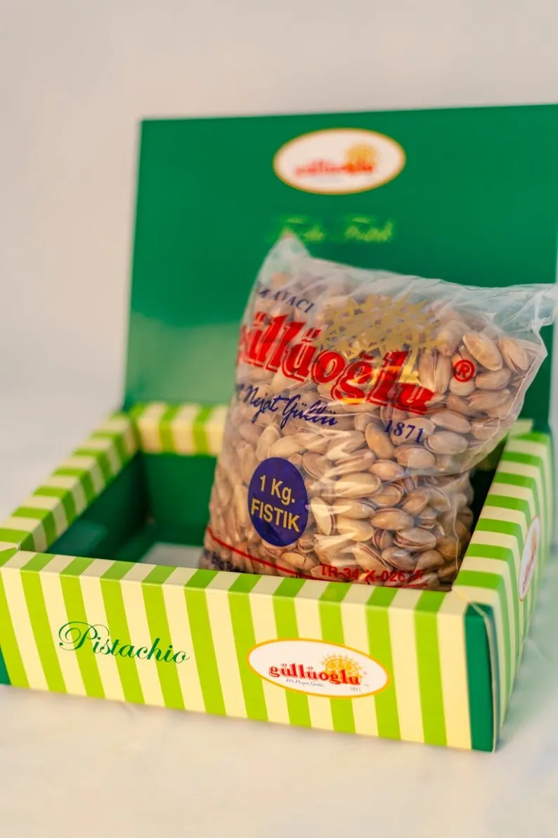 

Gulluoglu roasted pistachios from Gaziantep FREE SHİPPİNG