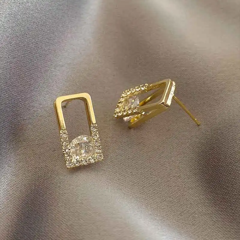 

2022 New Autumn and Winter Women Fashion S925 Silver Needle Square Copper Alloy Zircon Stud Earrings Gold Earrings Jewelry Gifts