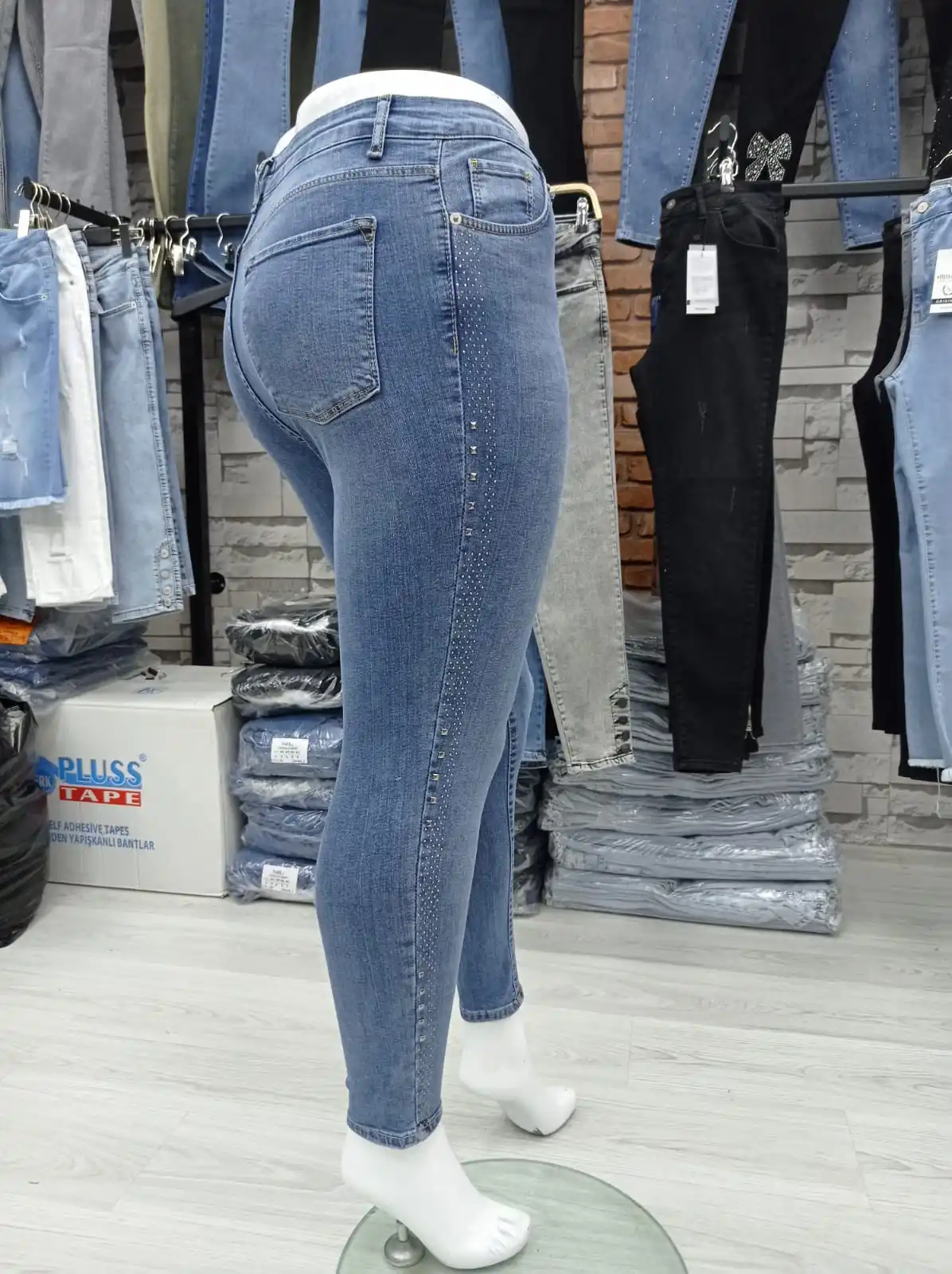 Diaves Women Plus Size High Waist Skinny Pearl Stone Pattern Detailed Blue Jeans