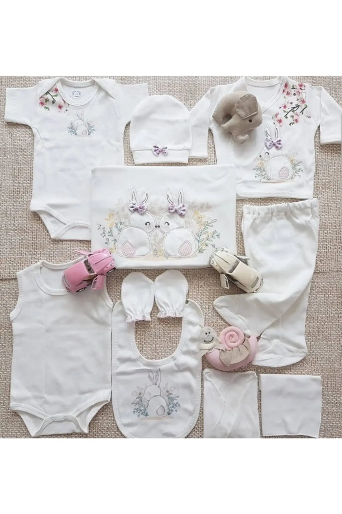 

Newborn Essentials Rabbit Embroidery Baby Girl Clothing 10 Pcs Set Soft 100% Cotton Baby Gift Layette Hospital Outfit Baby Set