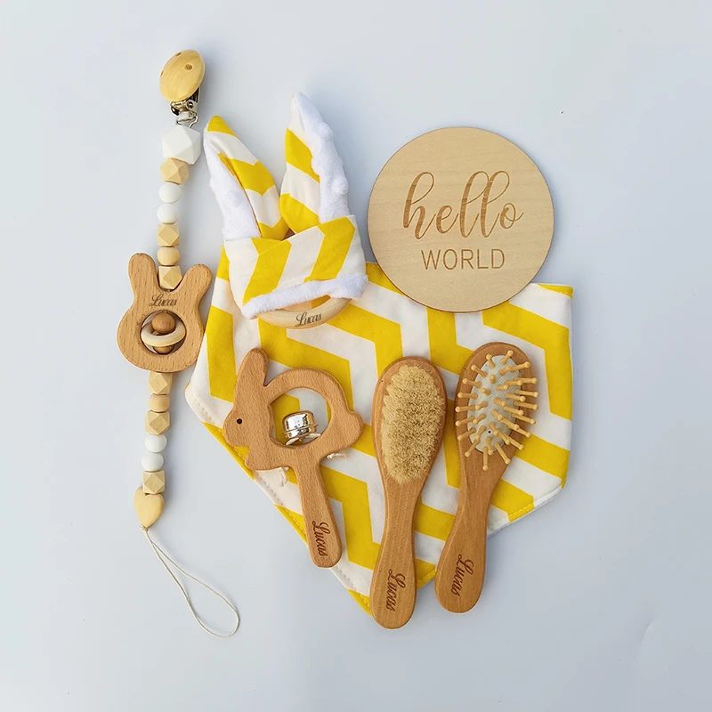 Персонализированная щетка для волос новорожденных с деревянной щетиной
