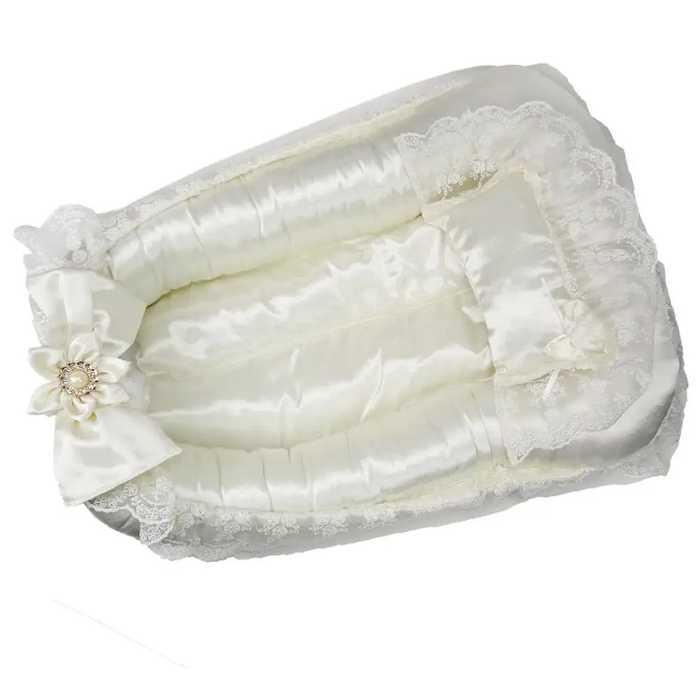 Матрас для крещения из сатина Babynest | Мать и ребенок