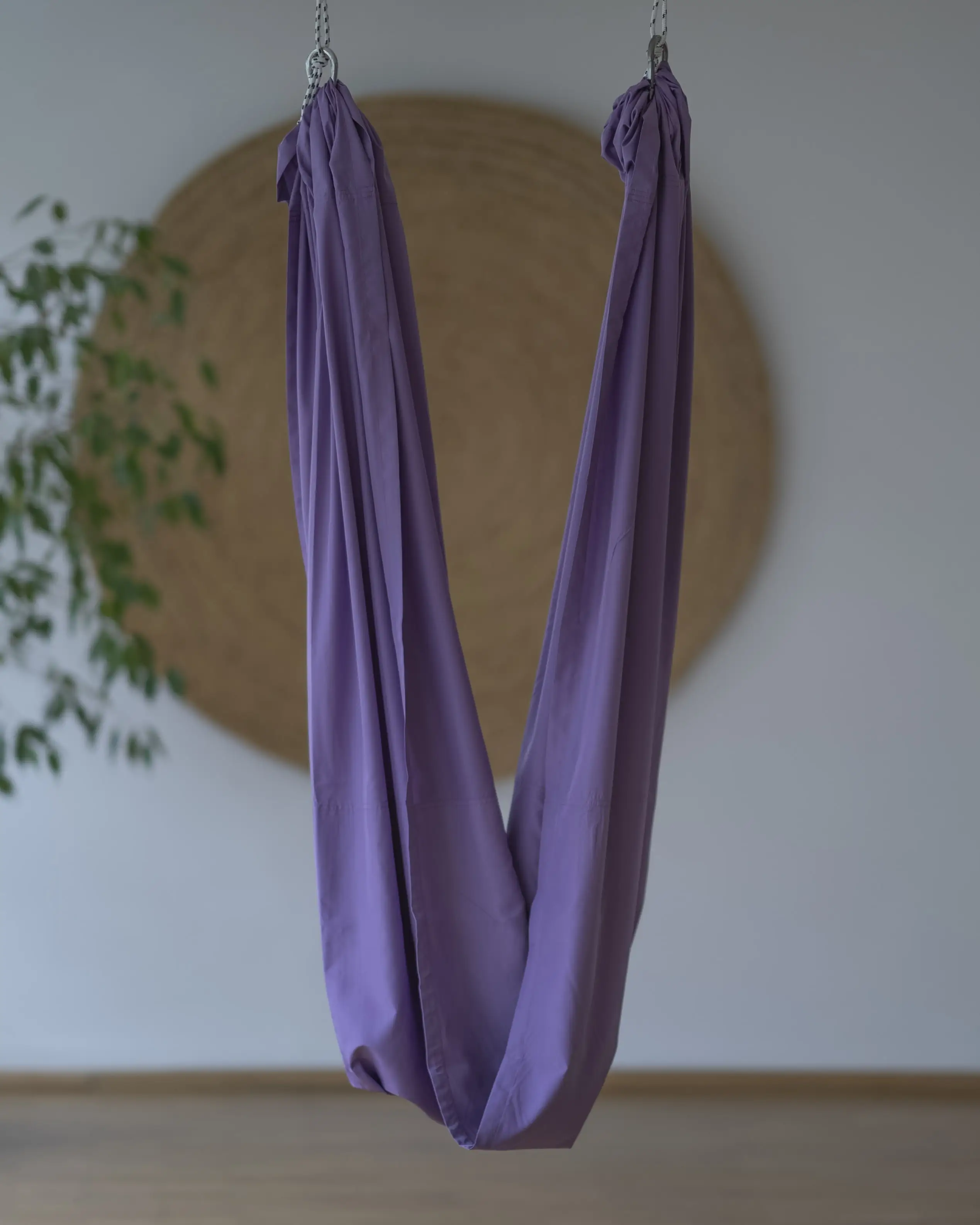 

Aerial Yoga Hammock Strong Antigravity Yoga Swing Flying Sling Inversion Tool for Air Yoga Inversion Exercises