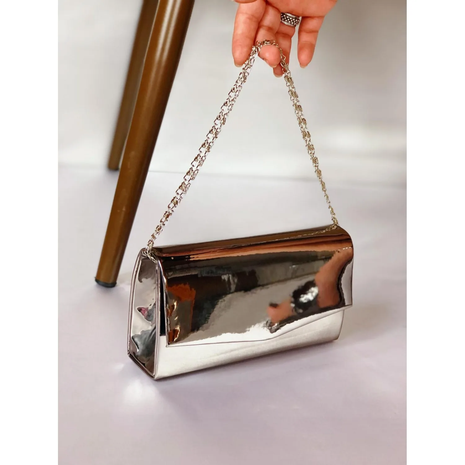 

Platinum Mirror Portfolio Bag New Season modern design luxury chain strap mirror detail elegant wedding party evening women's handbag