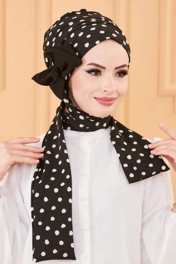 

Women's black patterned shawl-hijab, ready-to-use, practical Muslim fashion, comfortable, 2022 fashion, suitable for islam.sport
